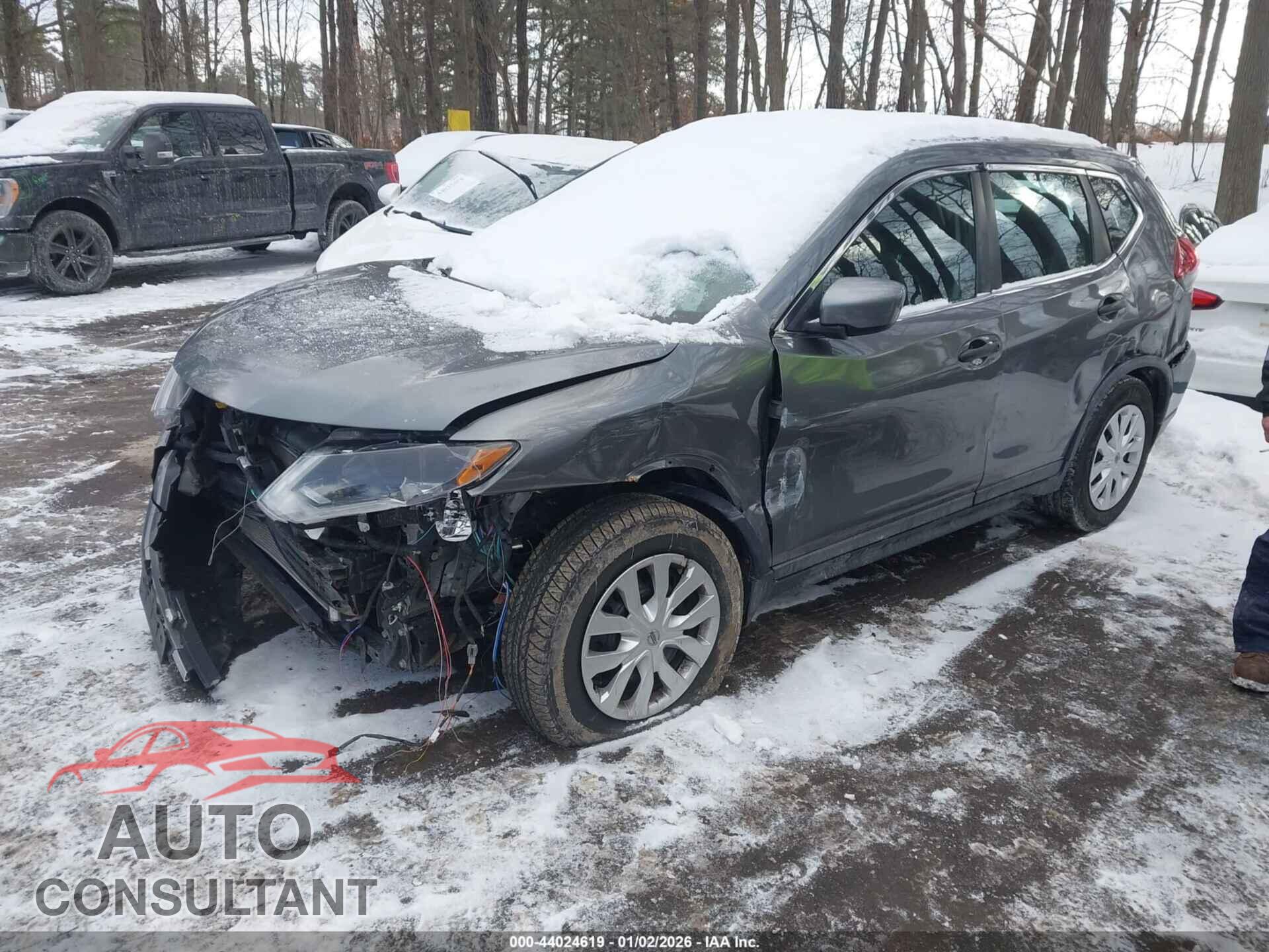 NISSAN ROGUE 2018 - KNMAT2MV7JP552701