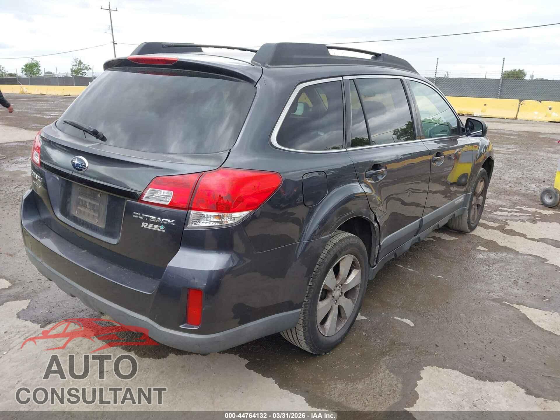 SUBARU OUTBACK 2010 - 4S4BRBGC8A3357982