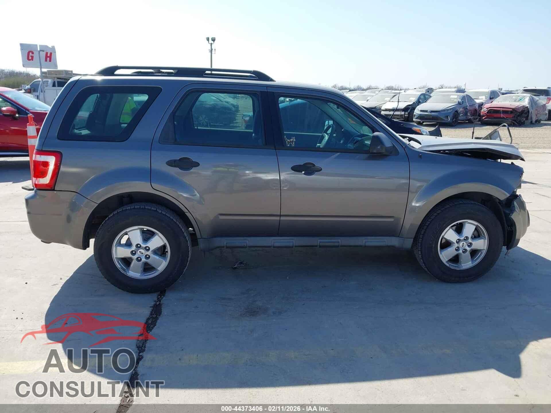 FORD ESCAPE 2010 - 1FMCU0C7XAKB43372