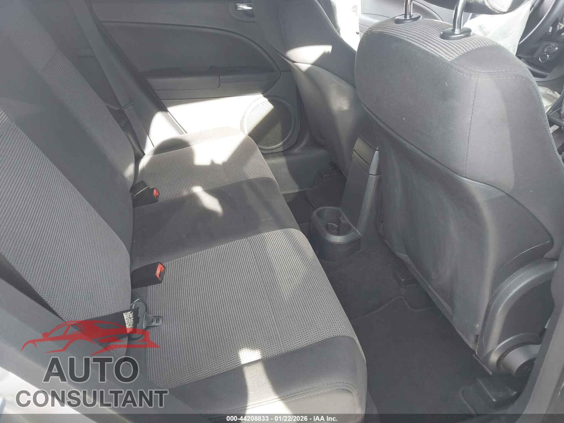 DODGE CALIBER 2011 - 1B3CB3HA5BD186475