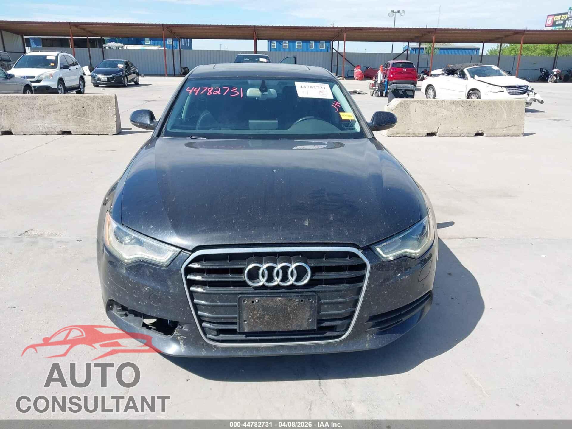 AUDI A6 2013 - WAUDFAFC8DN008621