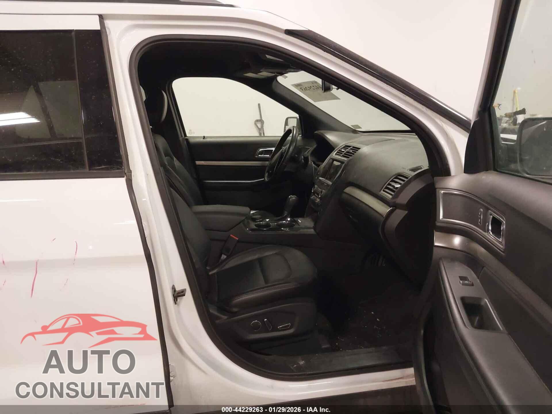 FORD EXPLORER 2018 - 1FM5K8D88JGB89595