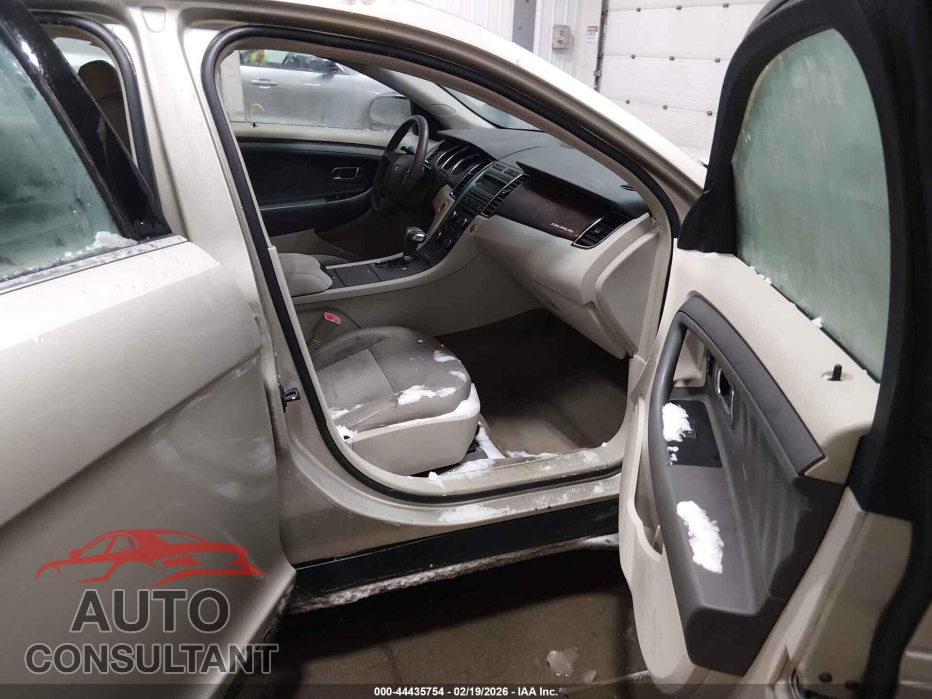 FORD TAURUS 2011 - 1FAHP2EW7BG160626