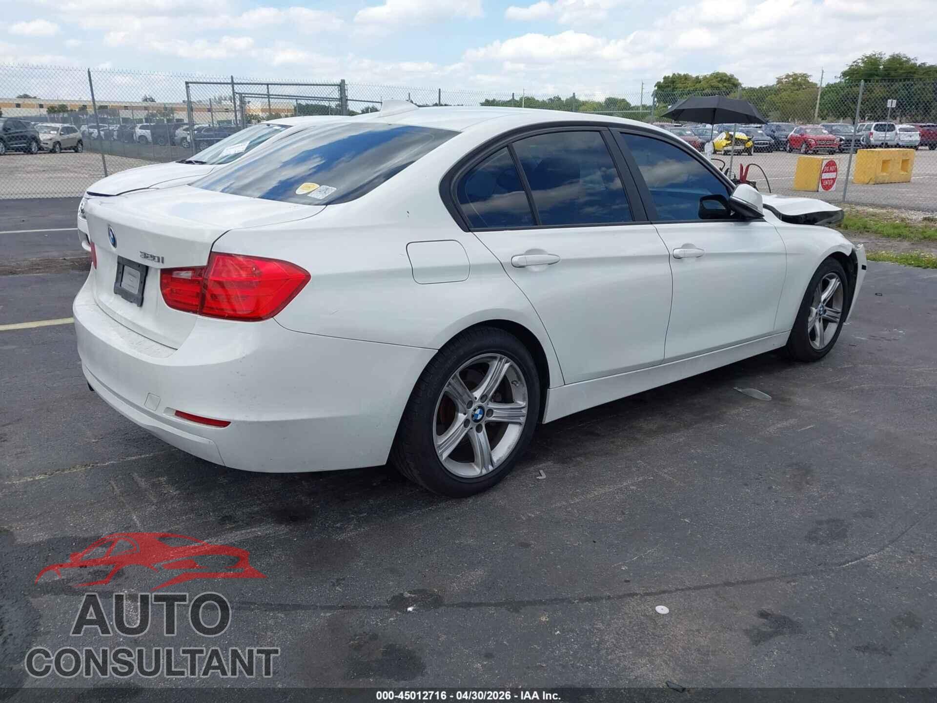 BMW 320I 2015 - WBA3B1C58FP681106