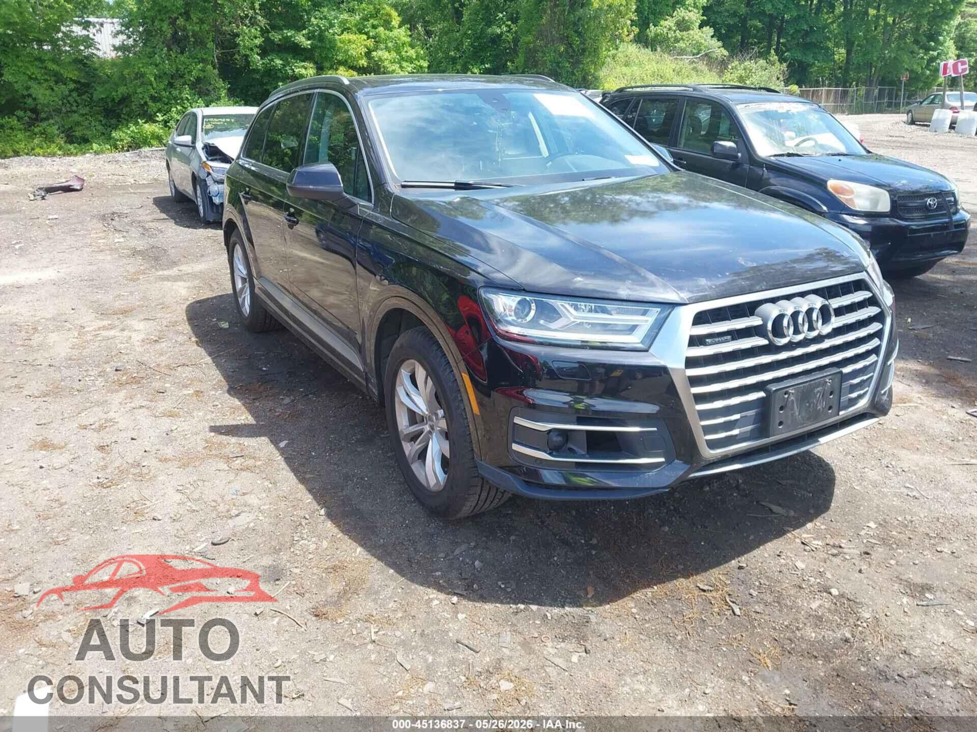 AUDI Q7 2018 - WA1LHAF70JD029776