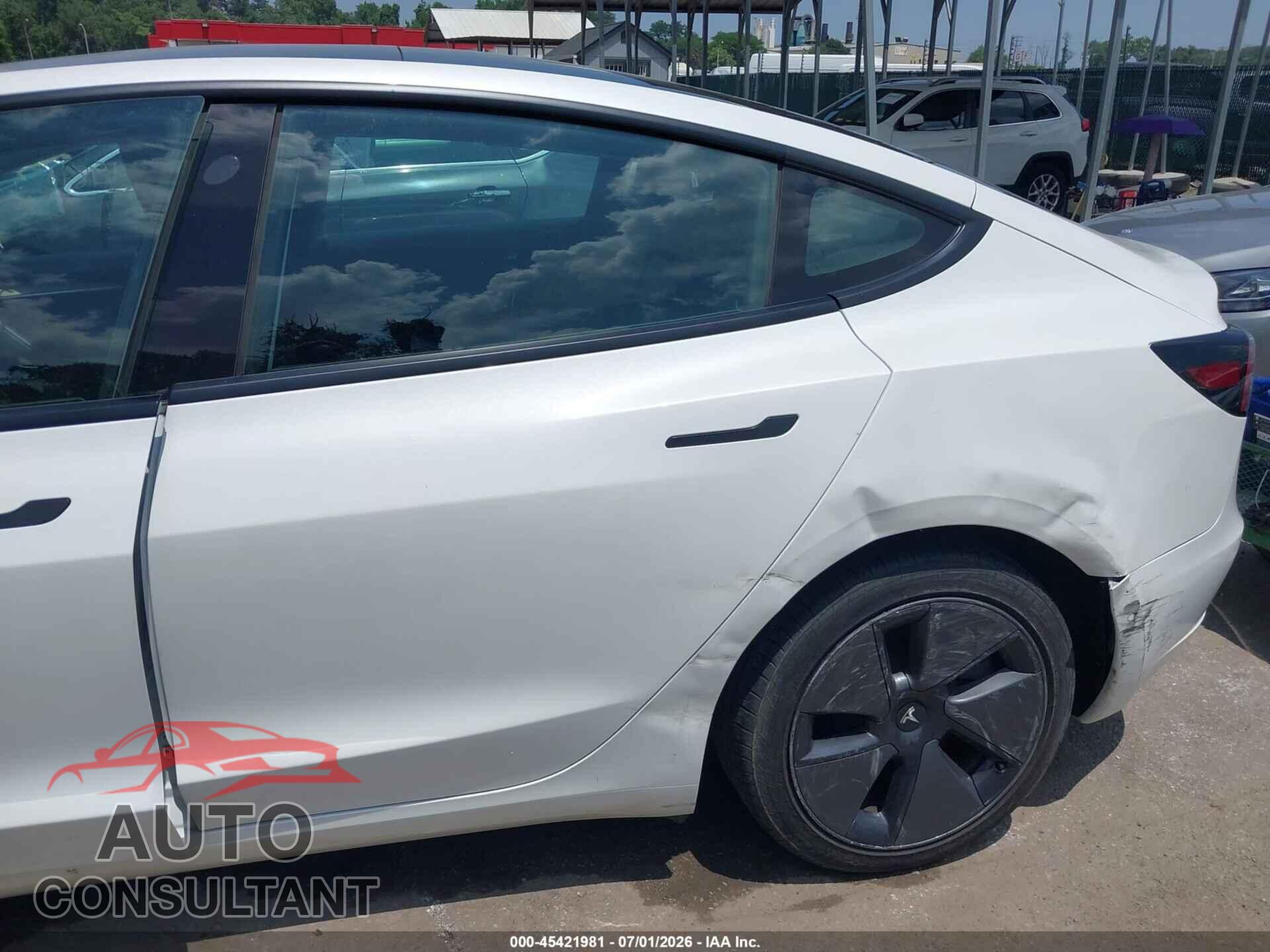 TESLA MODEL 3 2021 - 5YJ3E1EA5MF968995