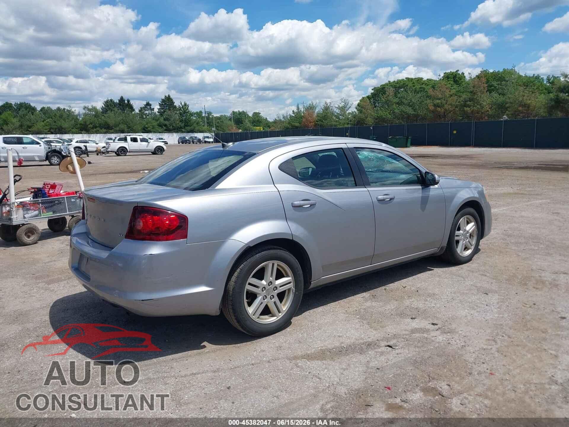 DODGE AVENGER 2013 - 1C3CDZCB7DN552384