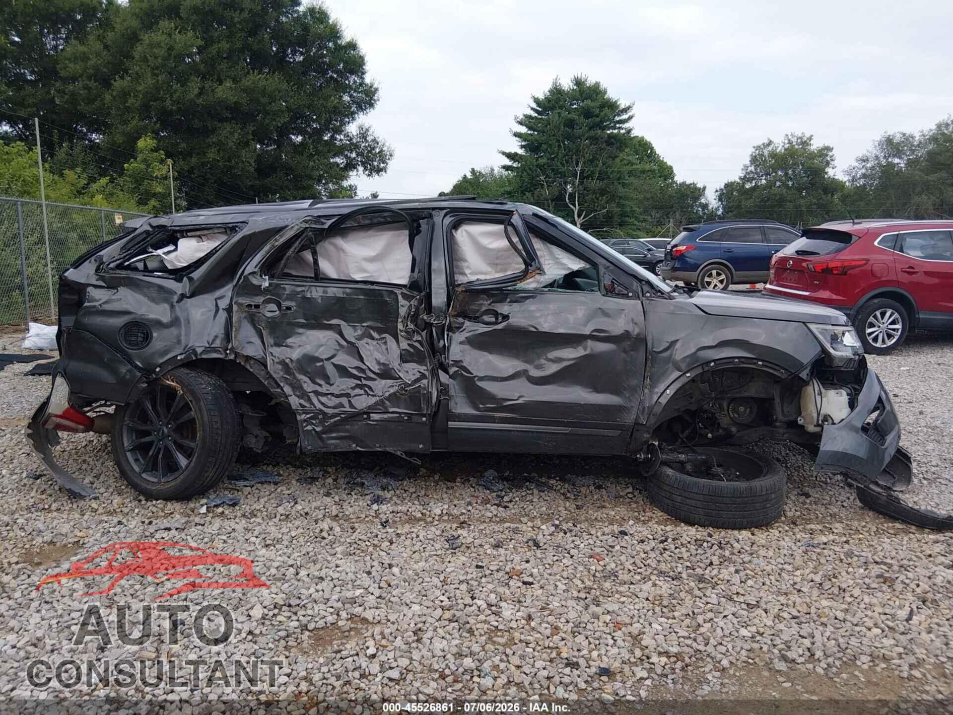 FORD EXPLORER 2018 - 1FM5K7D88JGB96606