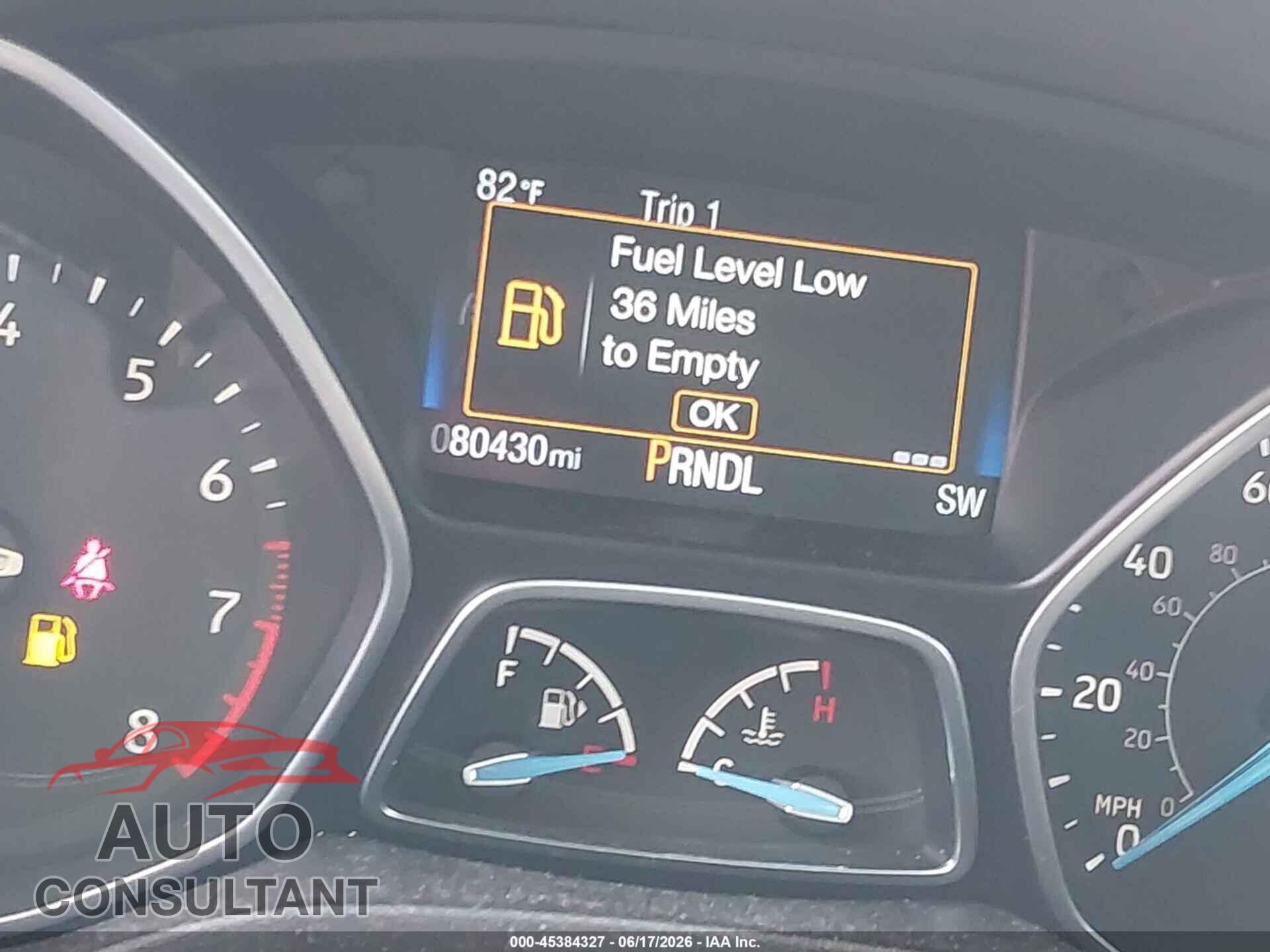 FORD FOCUS 2017 - 1FADP3F26HL304828