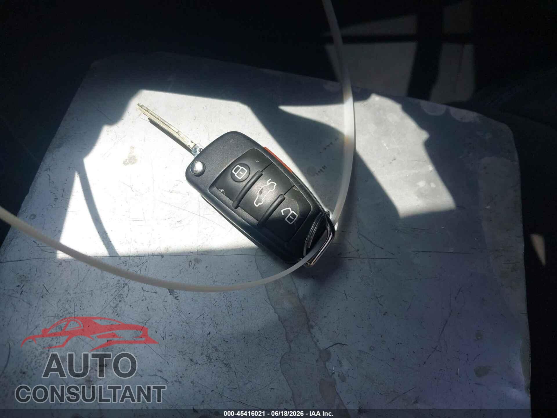 AUDI TT 2010 - TRUKFAFK9A1023199