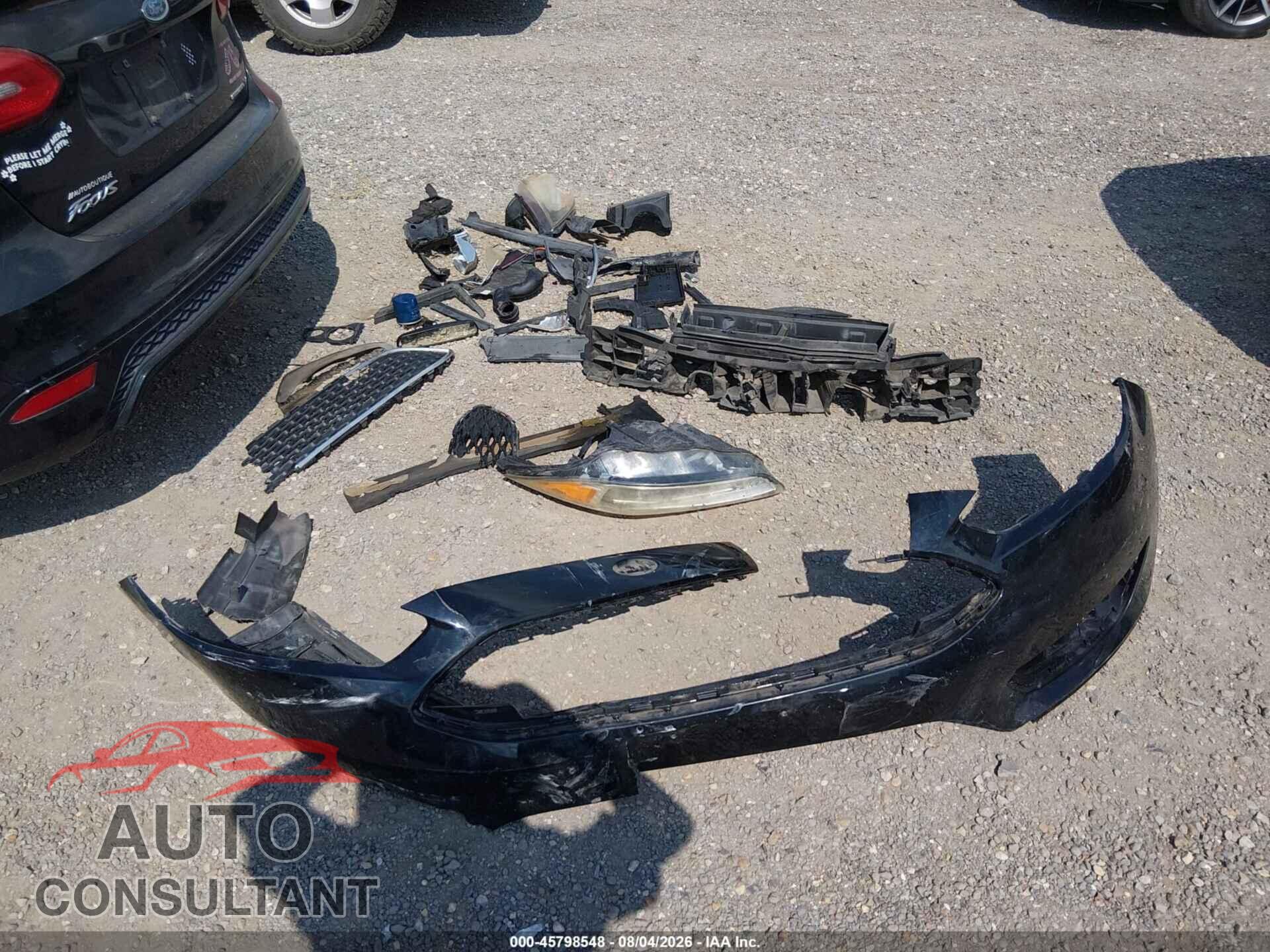 FORD FOCUS 2016 - 1FADP3E21GL404495