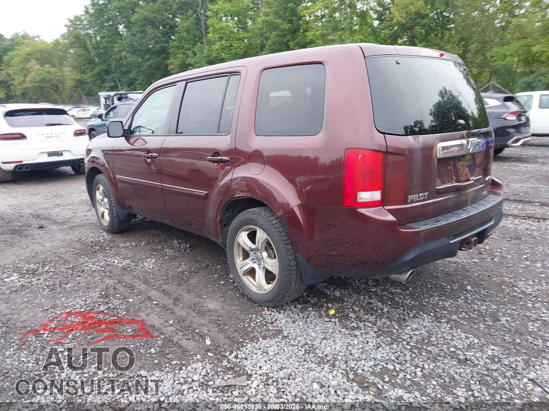 HONDA PILOT 2013 - 5FNYF4H53DB046132