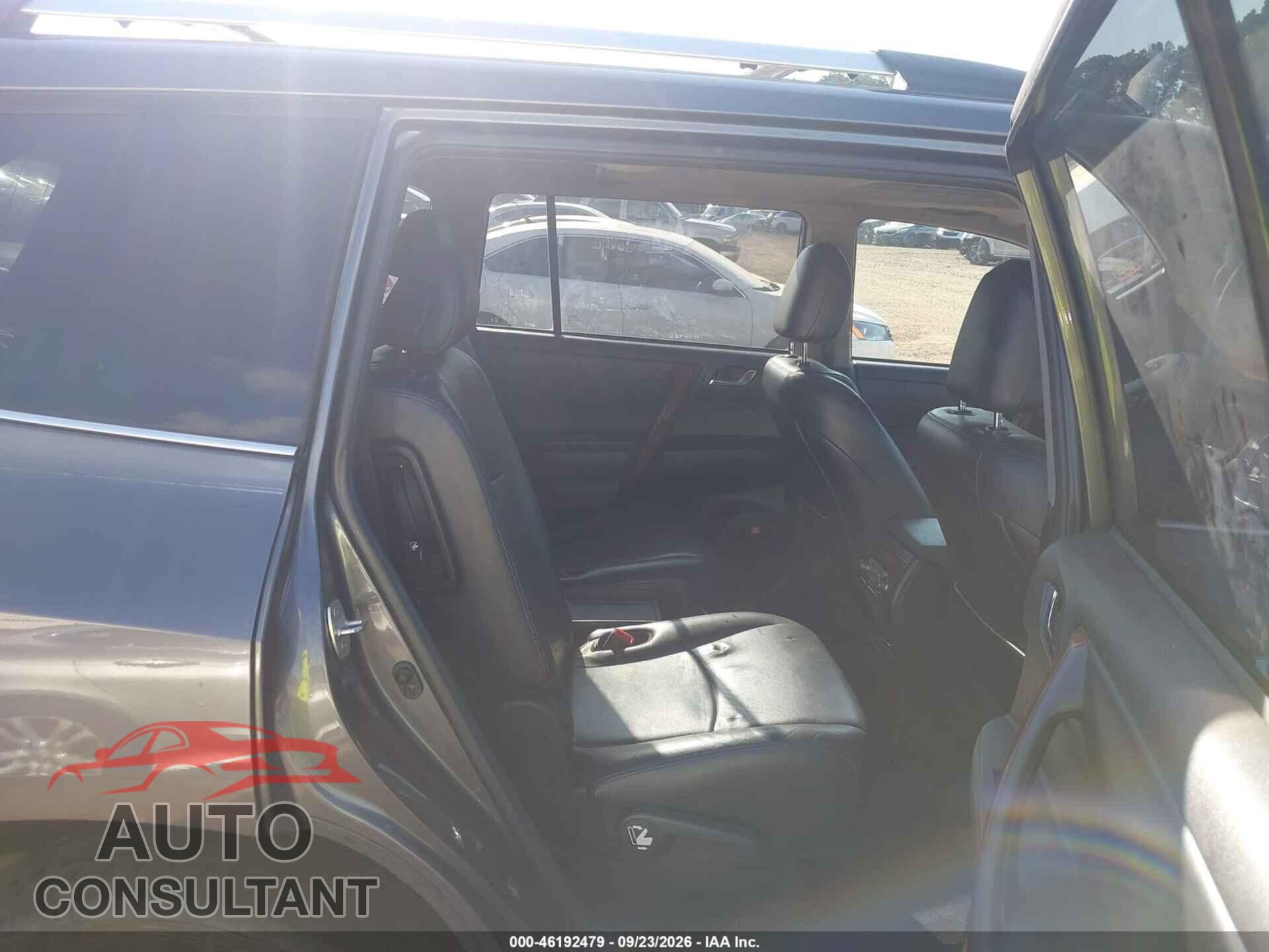 TOYOTA HIGHLANDER 2013 - 5TDDK3EH8DS187101