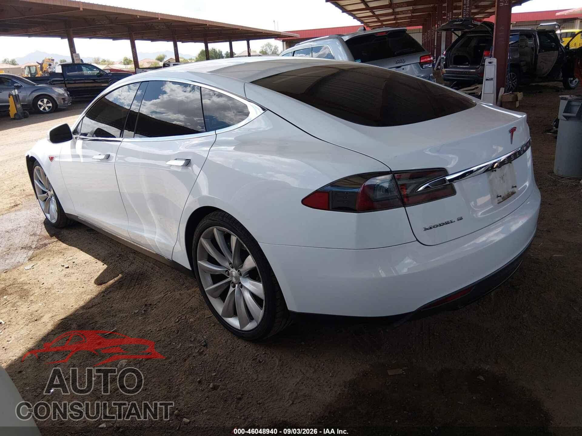 TESLA MODEL S 2013 - 5YJSA1CG7DFP09374