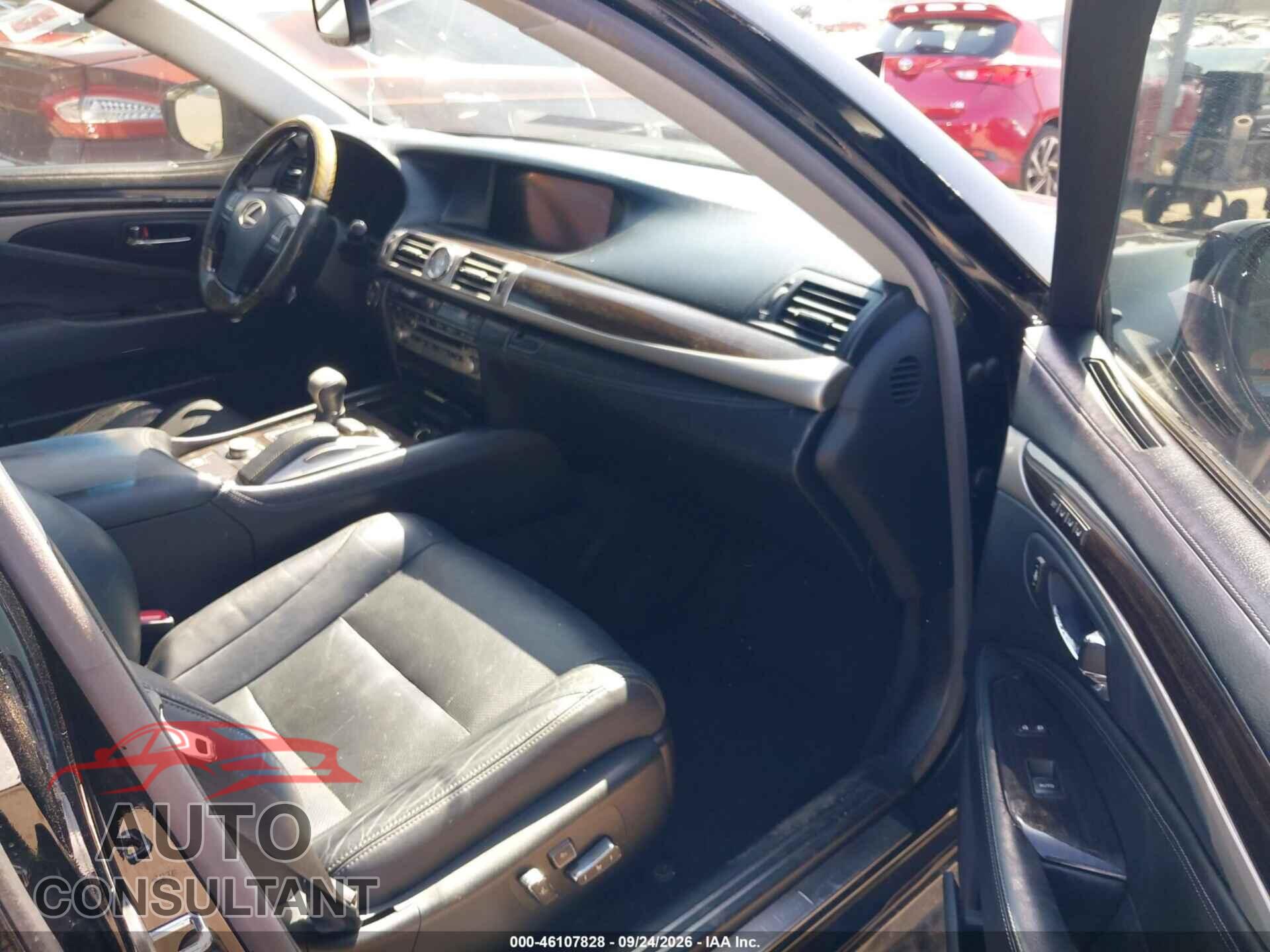 LEXUS LS 460 2016 - JTHBL5EF5G5141037