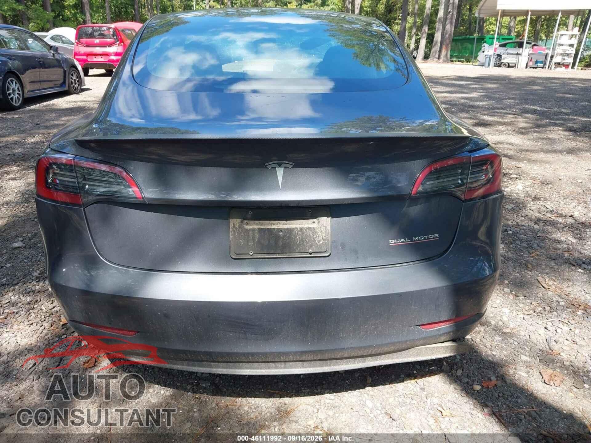 TESLA MODEL 3 2023 - 5YJ3E1EC0PF636145