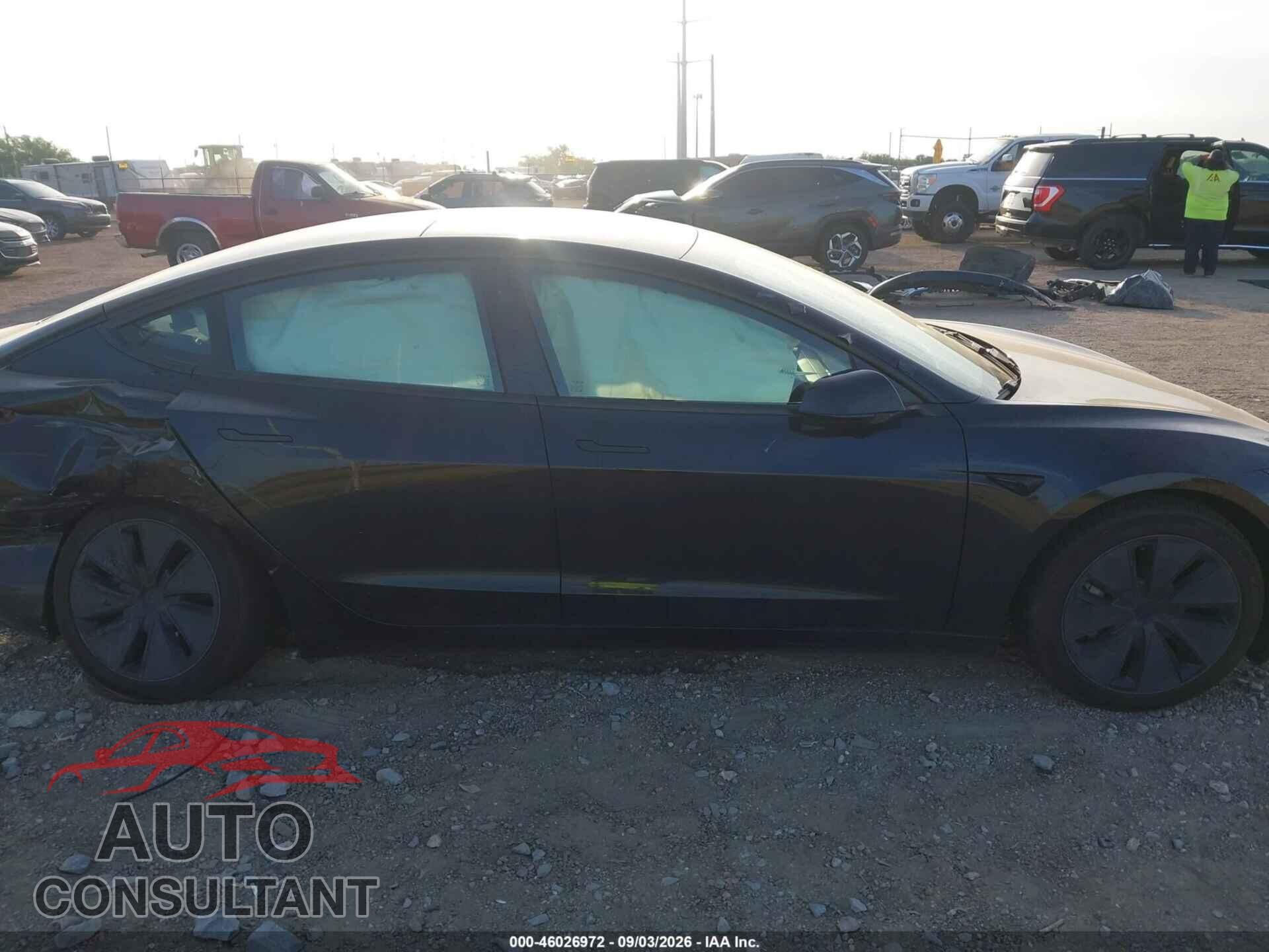 TESLA MODEL 3 2025 - 5YJ3E1EA7SF038416