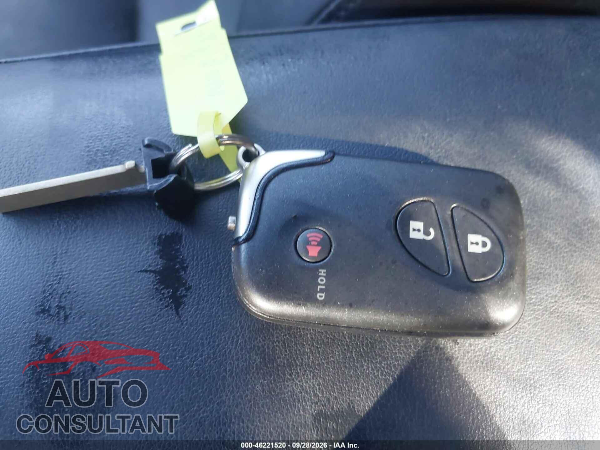 LEXUS CT 200H 2013 - JTHKD5BH2D2142582