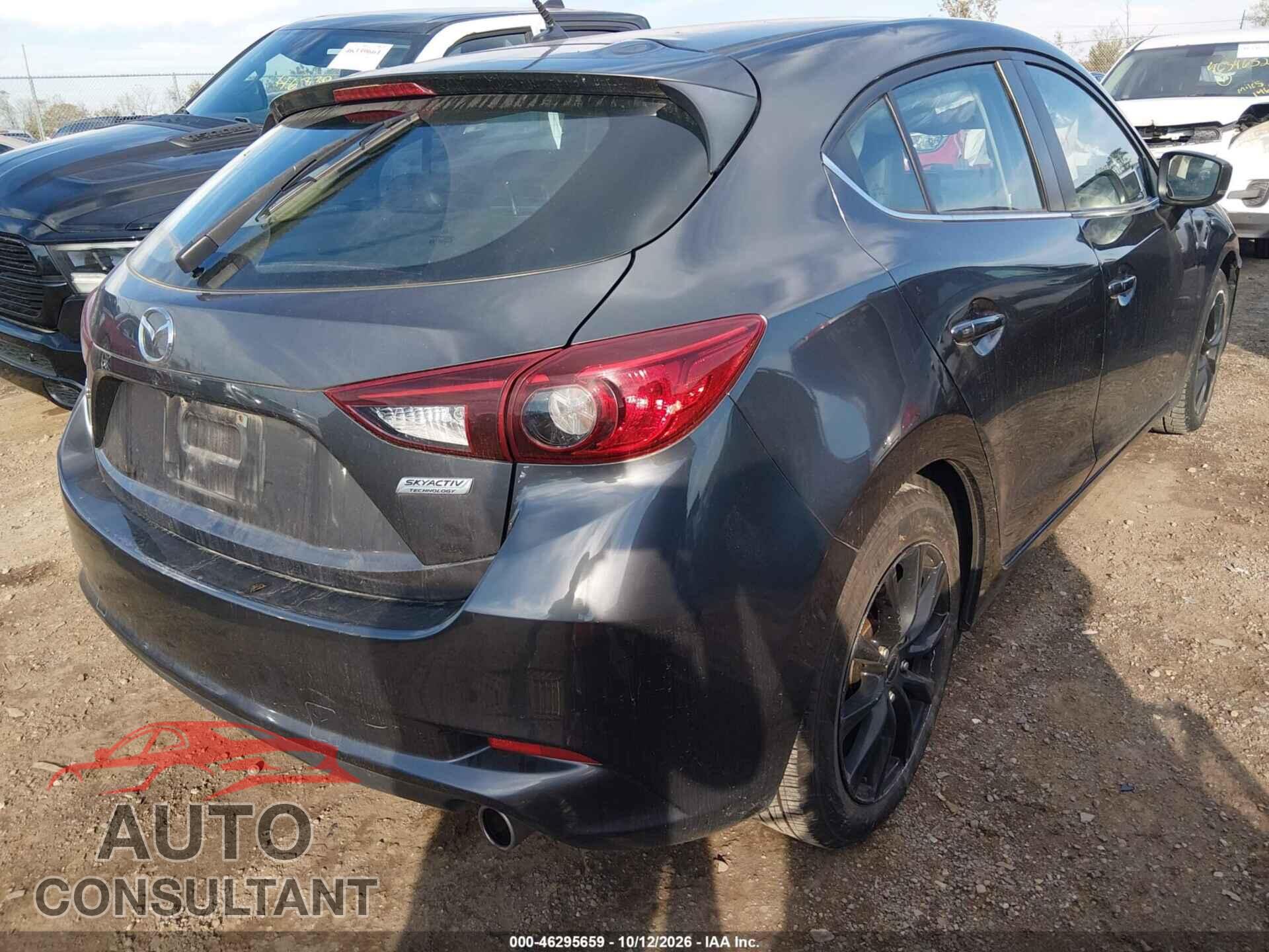 MAZDA MAZDA3 2017 - 3MZBN1L32HM152535