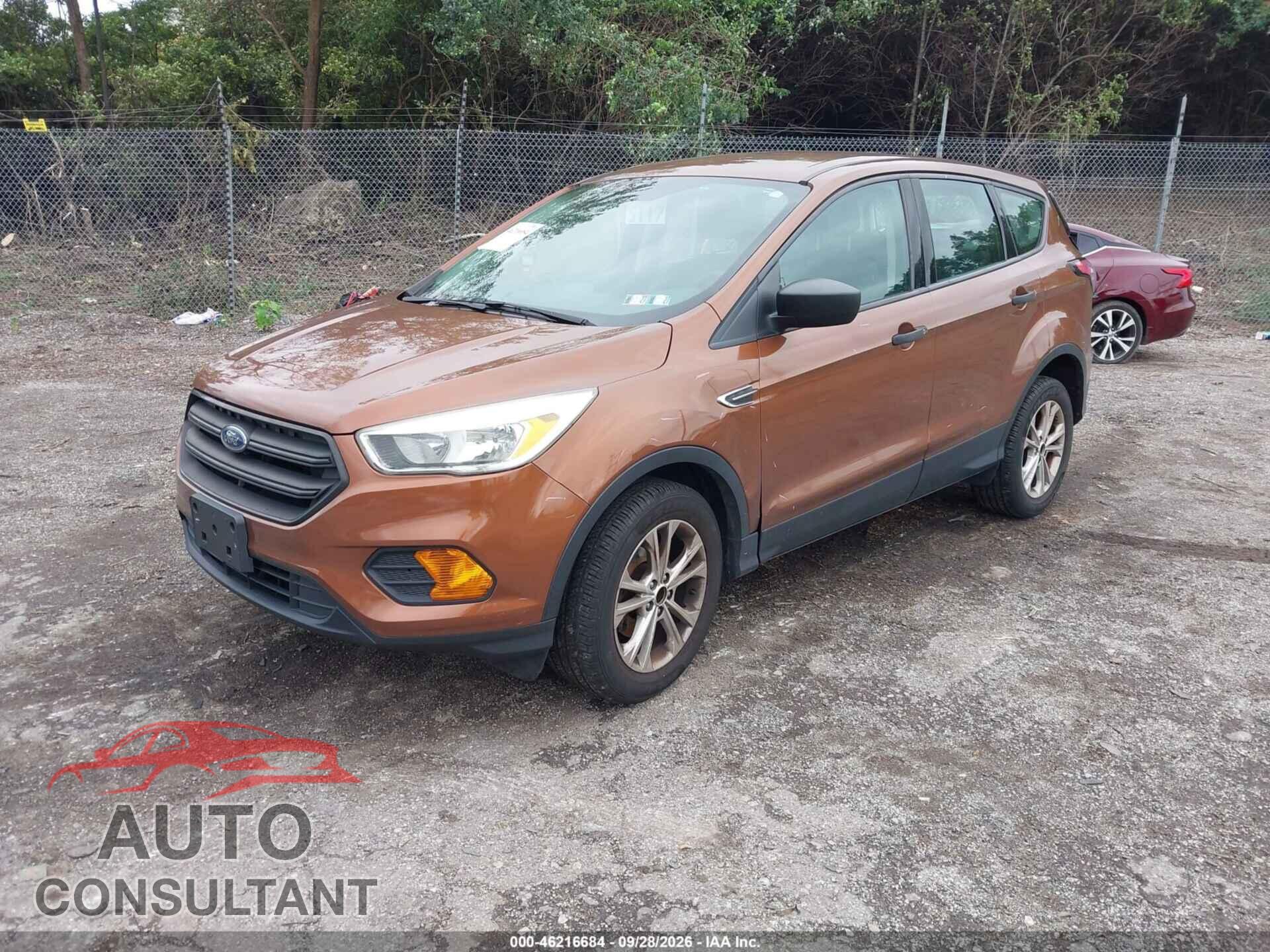 FORD ESCAPE 2017 - 1FMCU0F74HUD86167
