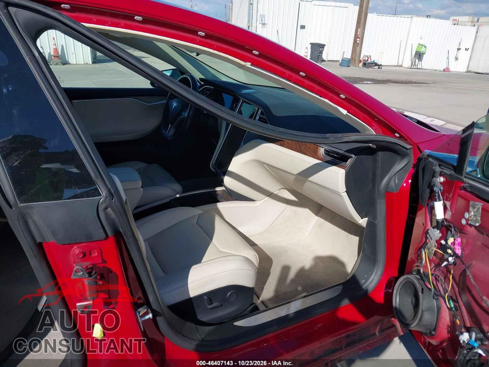 TESLA MODEL S 2017 - 5YJSA1E19HF231327
