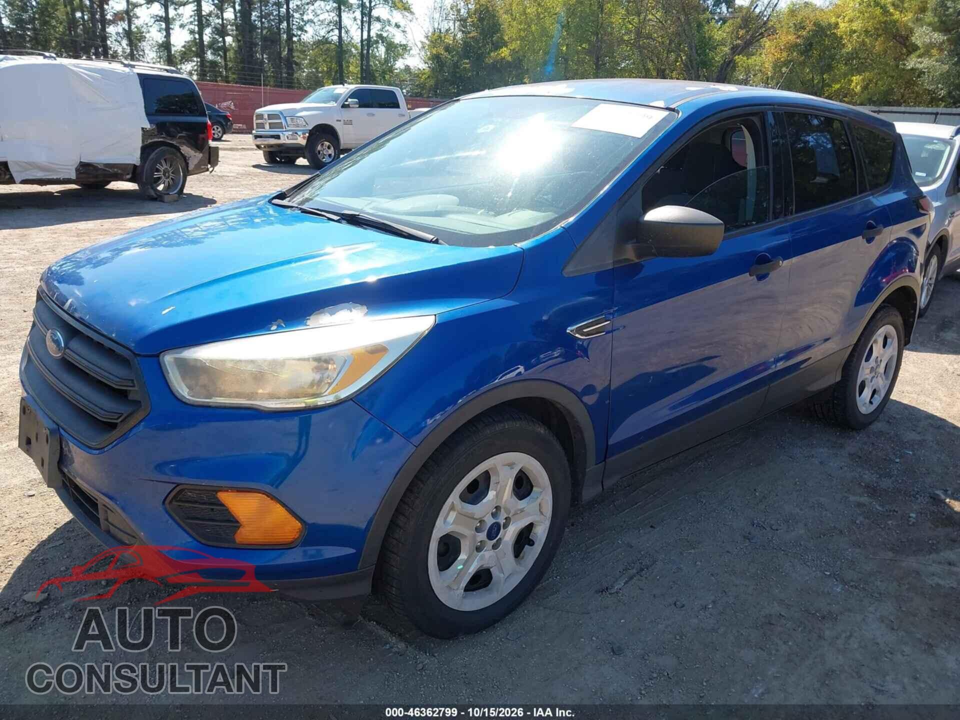 FORD ESCAPE 2017 - 1FMCU0F73HUC00215
