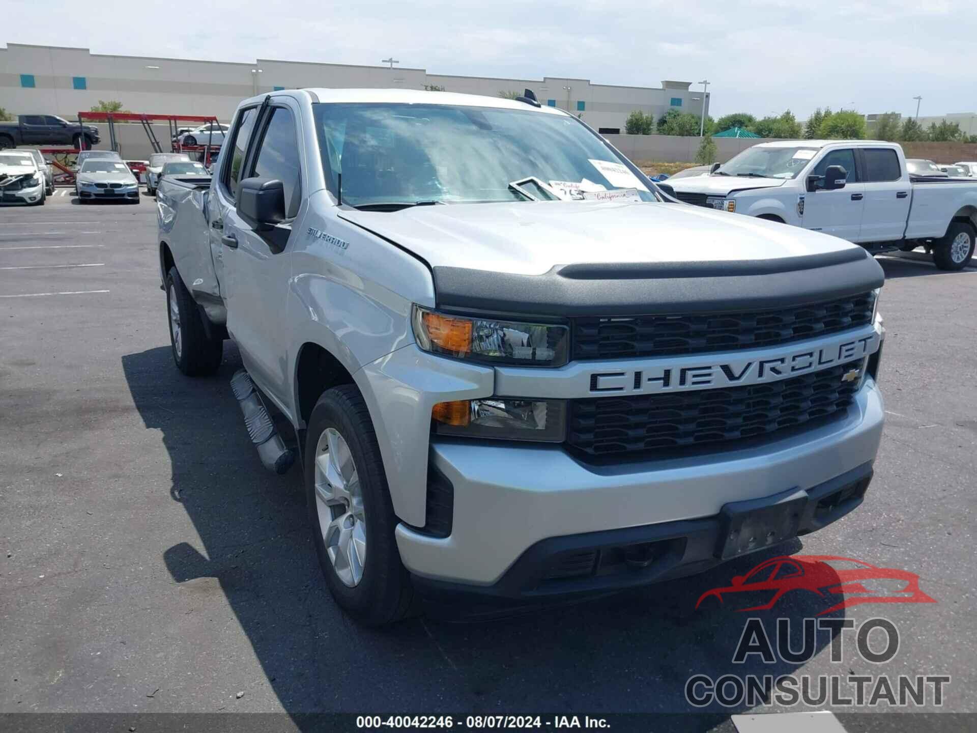 CHEVROLET SILVERADO 1500 2021 - 1GCRWBEH0MZ181294