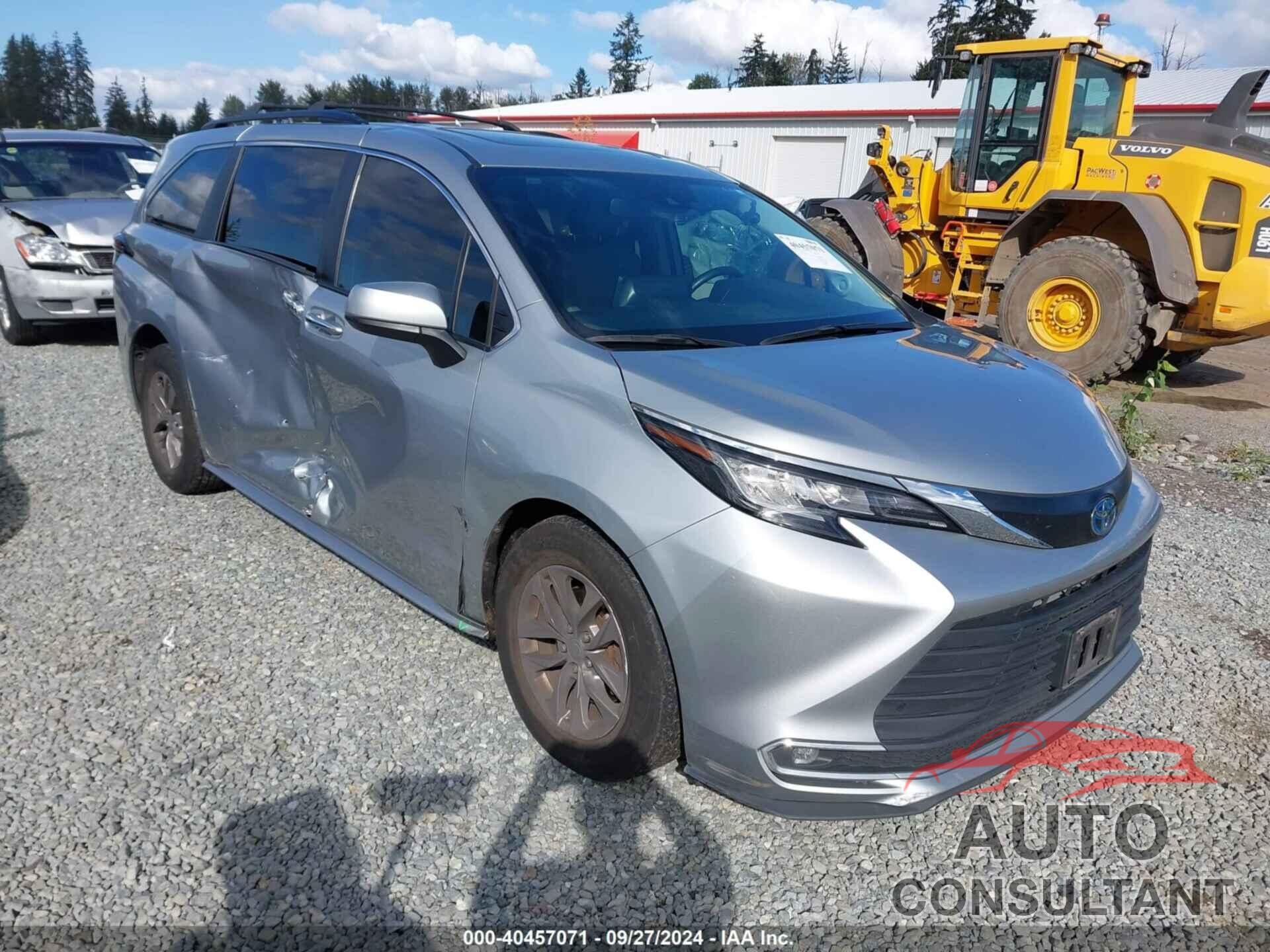 TOYOTA SIENNA 2022 - 5TDJSKFC2NS062404