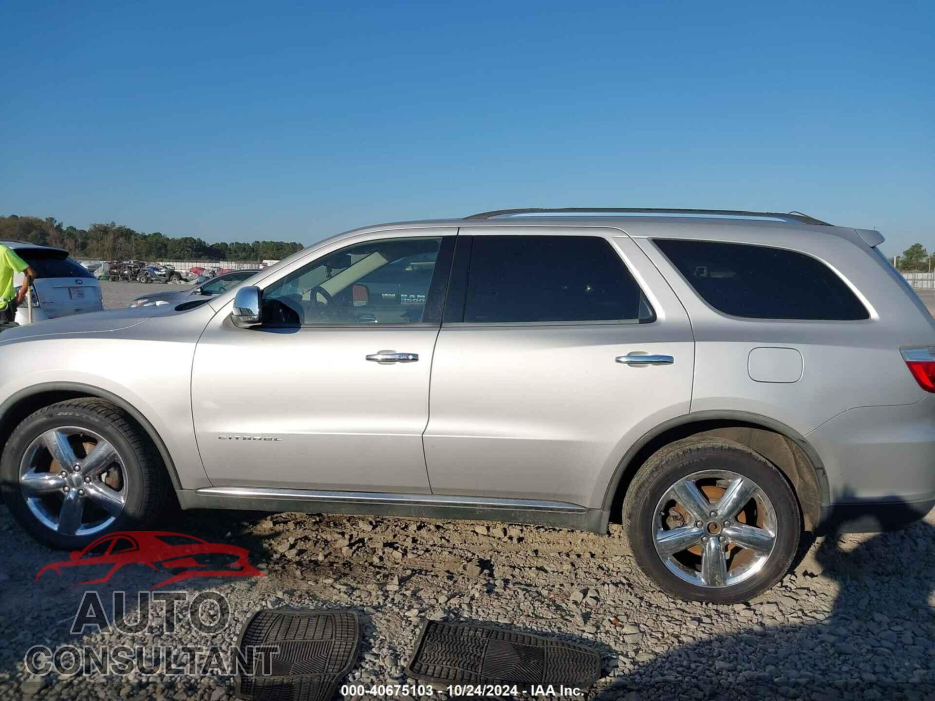 DODGE DURANGO 2011 - 1D4SD5GT8BC682107