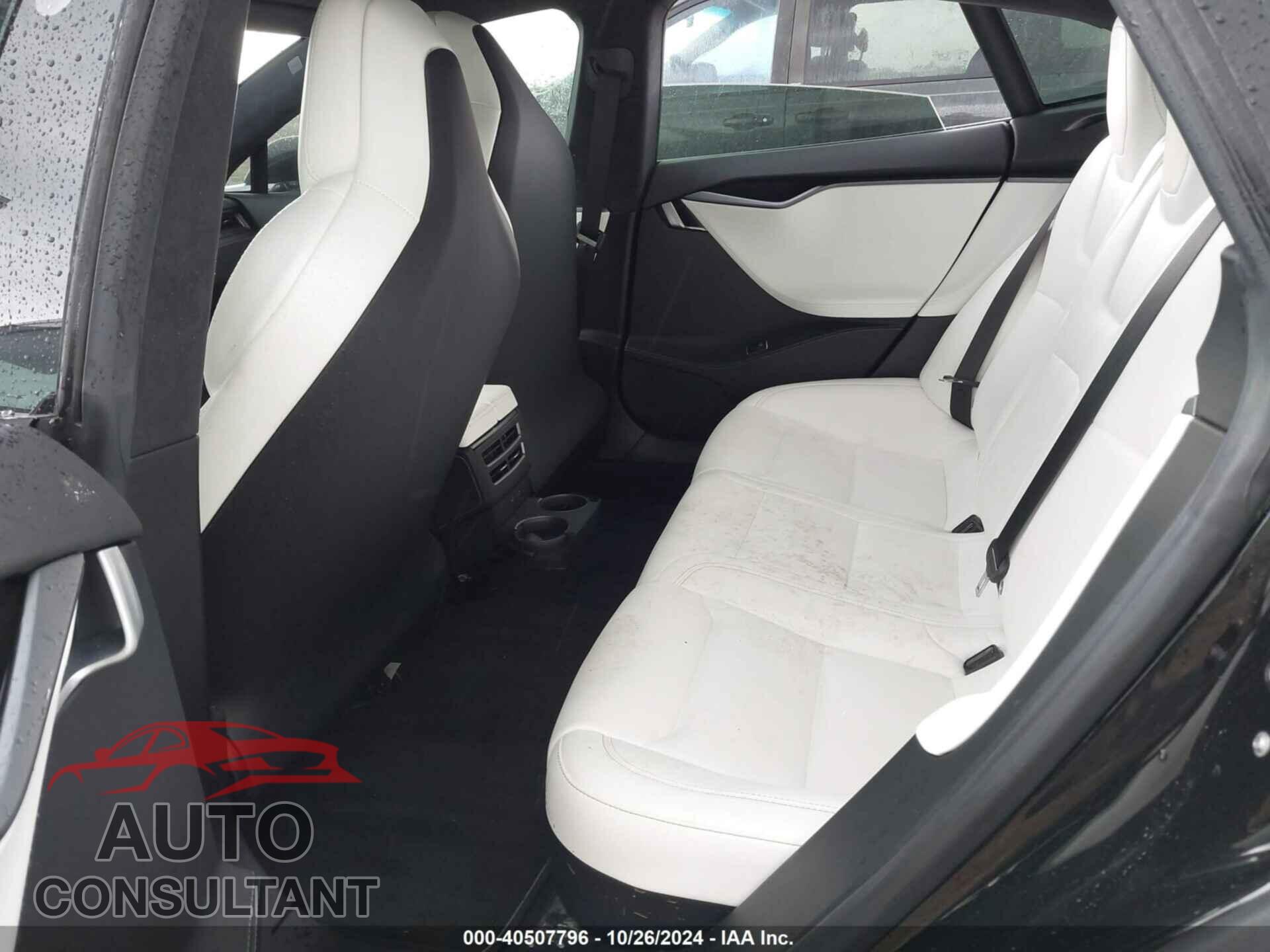 TESLA MODEL S 2020 - 5YJSA1E43LF358982