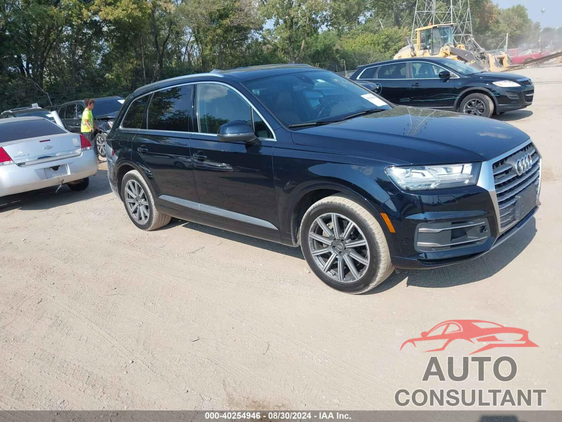 AUDI Q7 2017 - WA1LAAF76HD025715