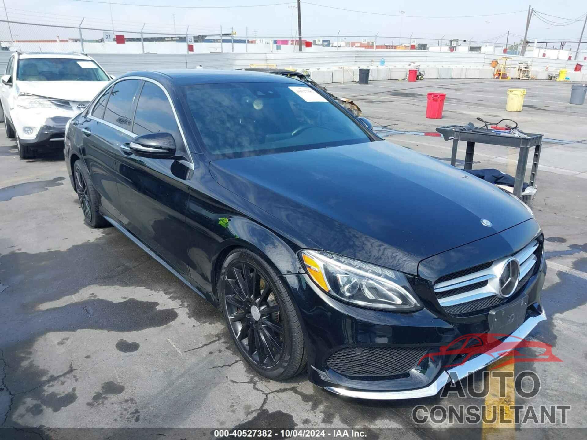 MERCEDES-BENZ C 300 2016 - 55SWF4JB3GU124645