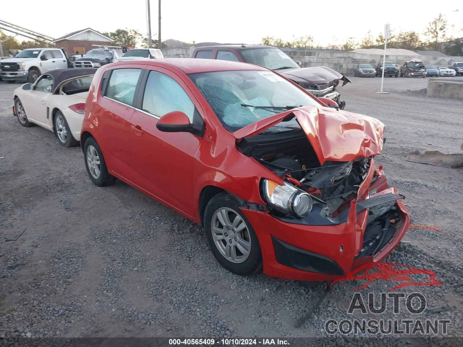 CHEVROLET SONIC 2012 - 1G1JC6SH0C4225476