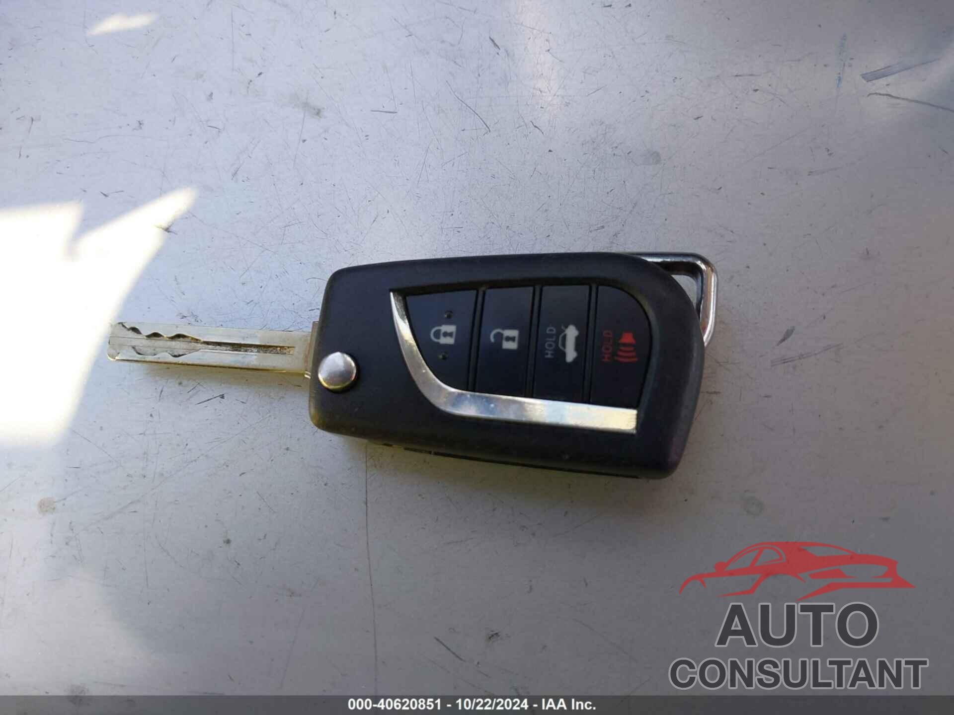 TOYOTA CAMRY 2022 - 4T1G11AK3NU057712