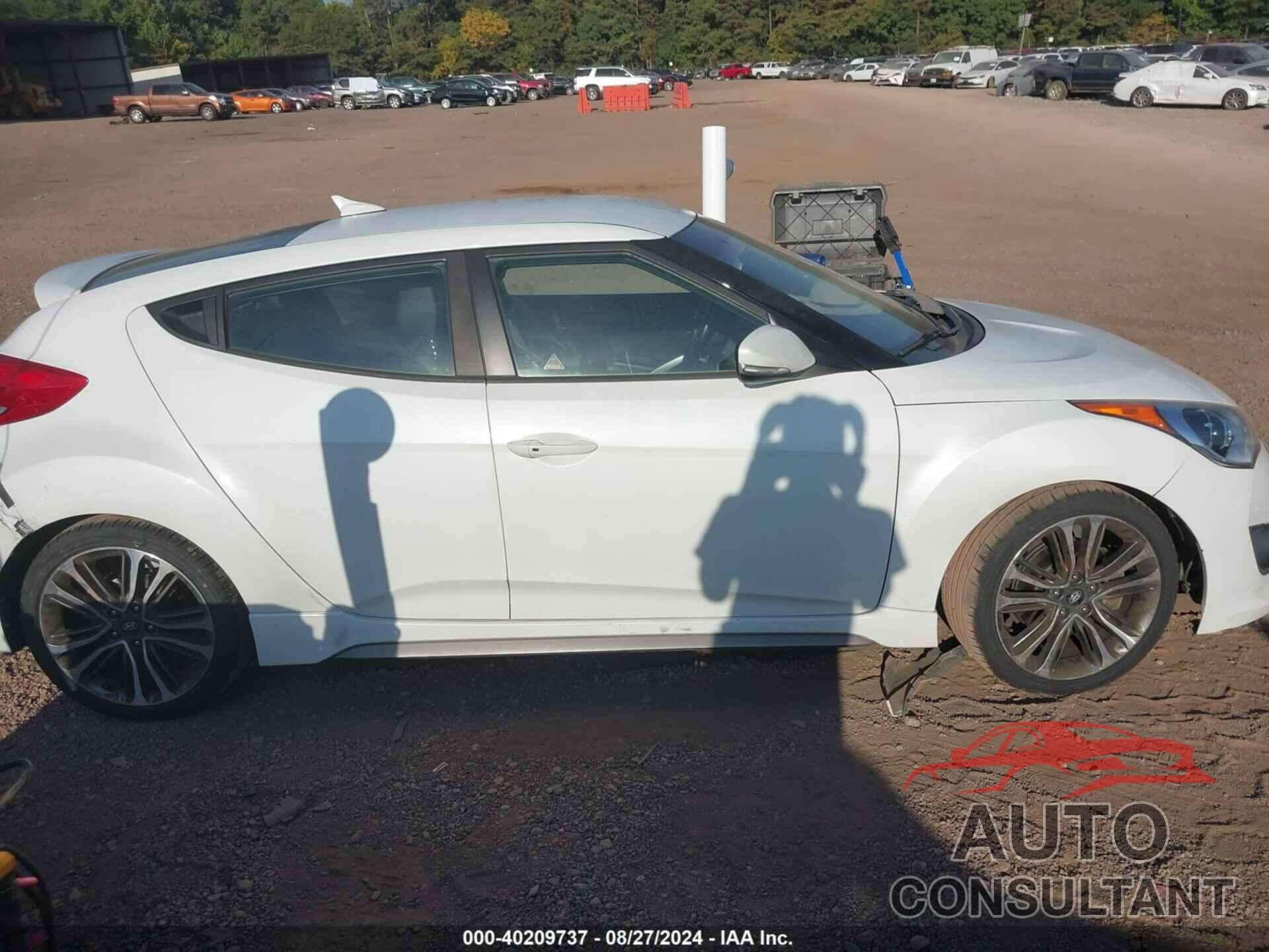 HYUNDAI VELOSTER 2016 - KMHTC6AE7GU287014