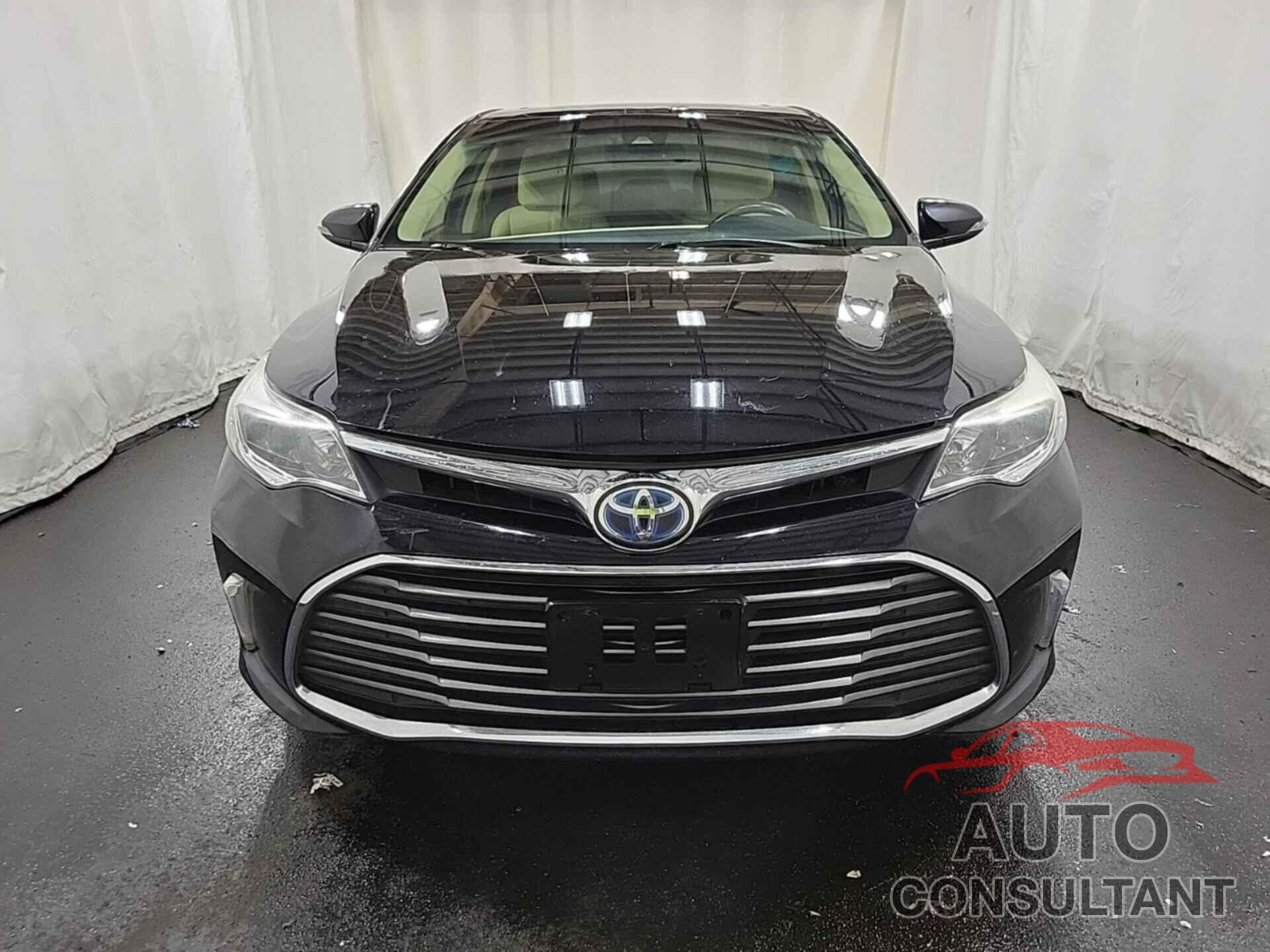 TOYOTA AVALON HYBRID 2018 - 4T1BD1EB9JU063438