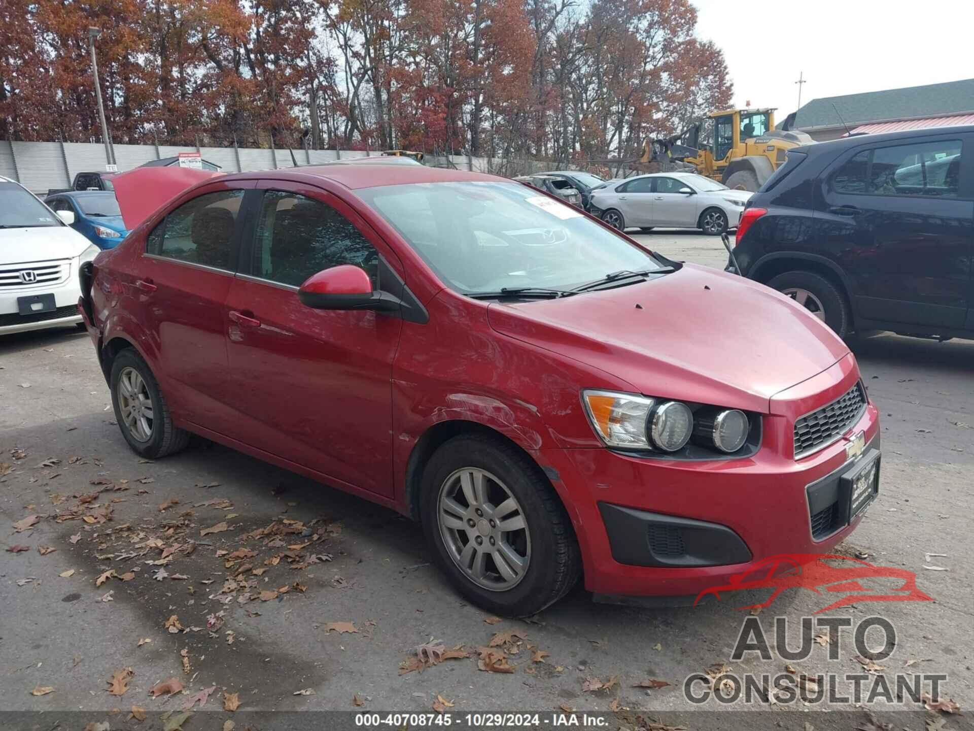 CHEVROLET SONIC 2013 - 1G1JC5SG7D4221699
