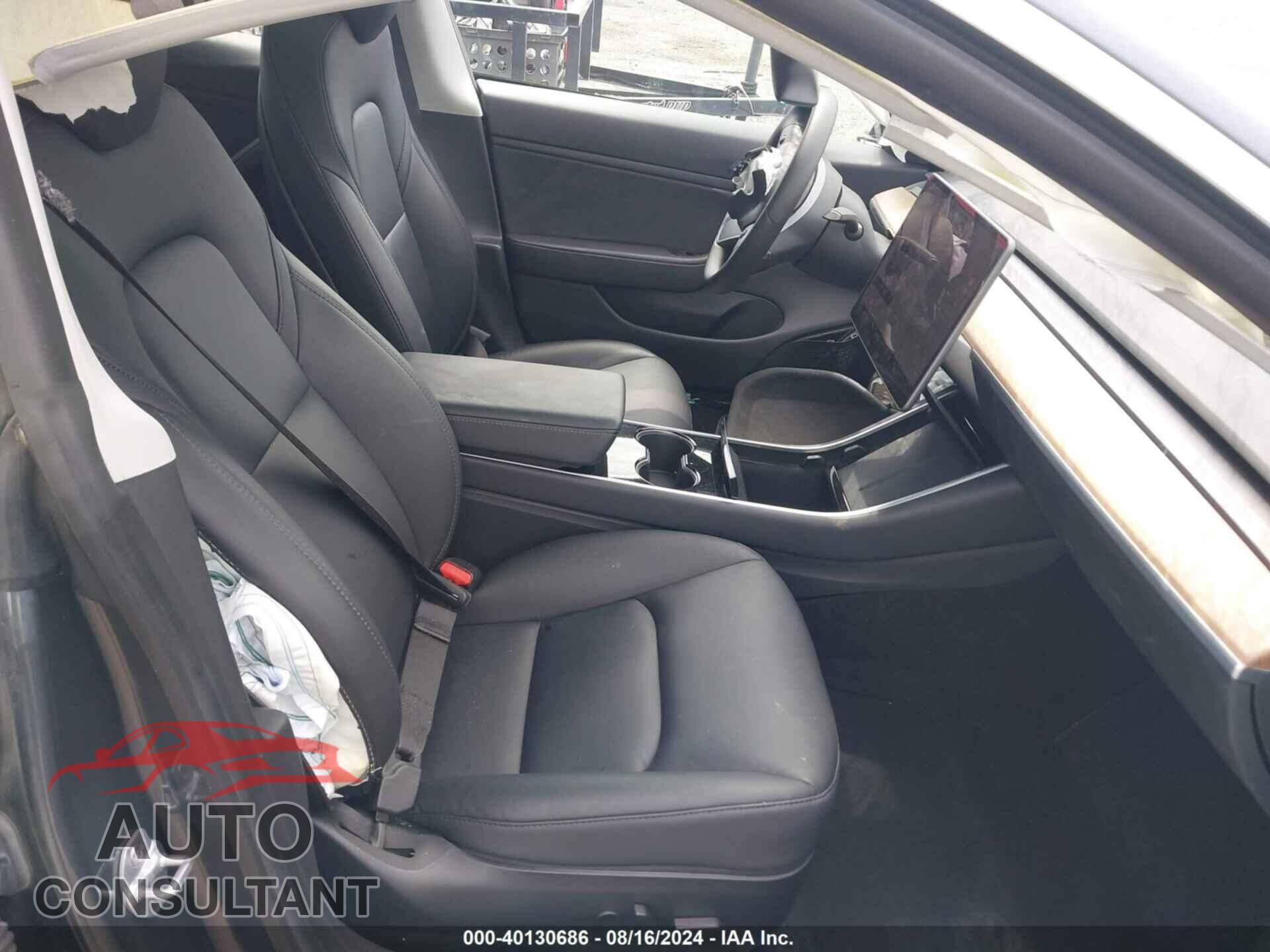 TESLA MODEL 3 2020 - 5YJ3E1EC6LF736177