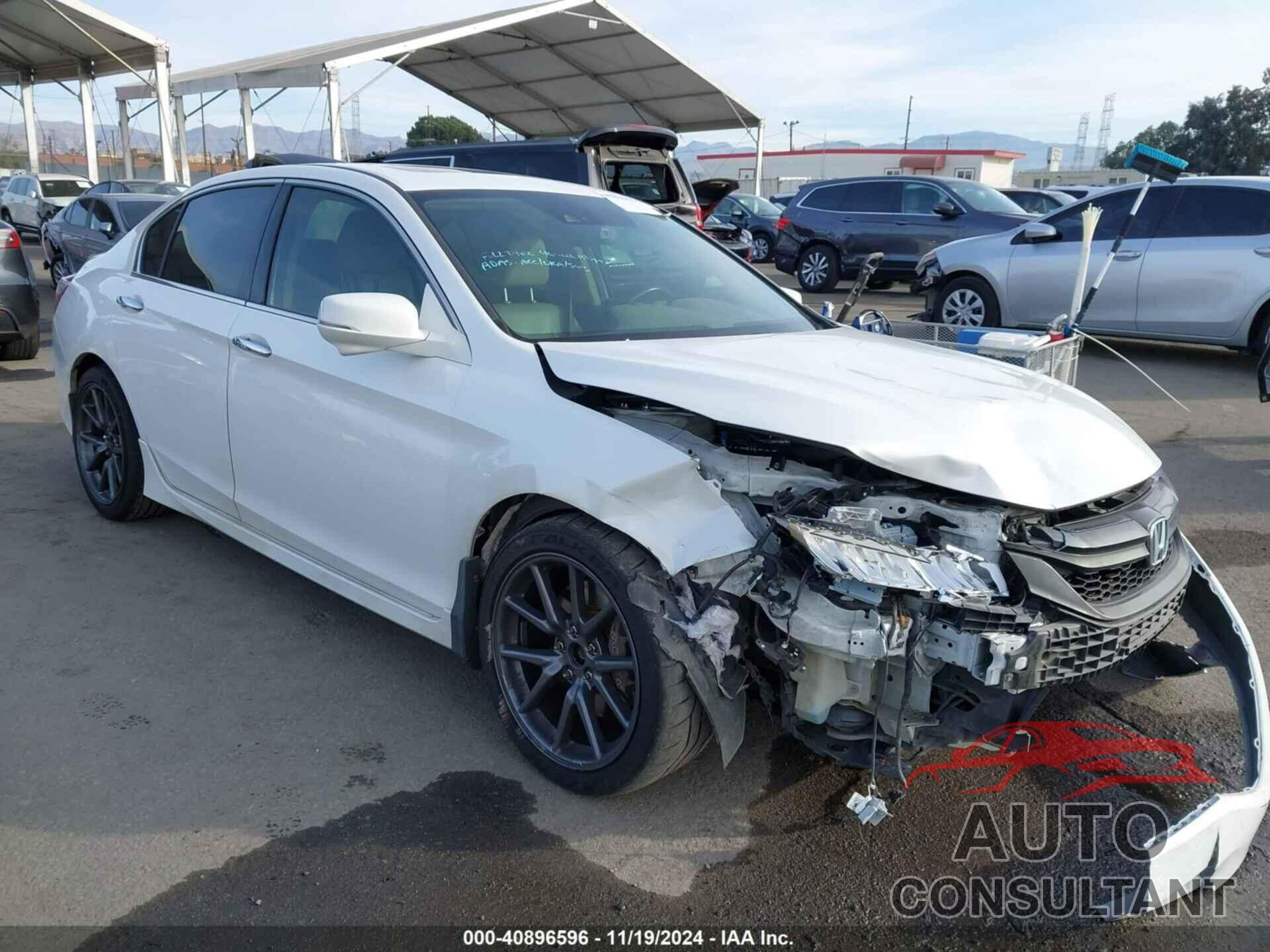 HONDA ACCORD 2017 - 1HGCR3F90HA021352