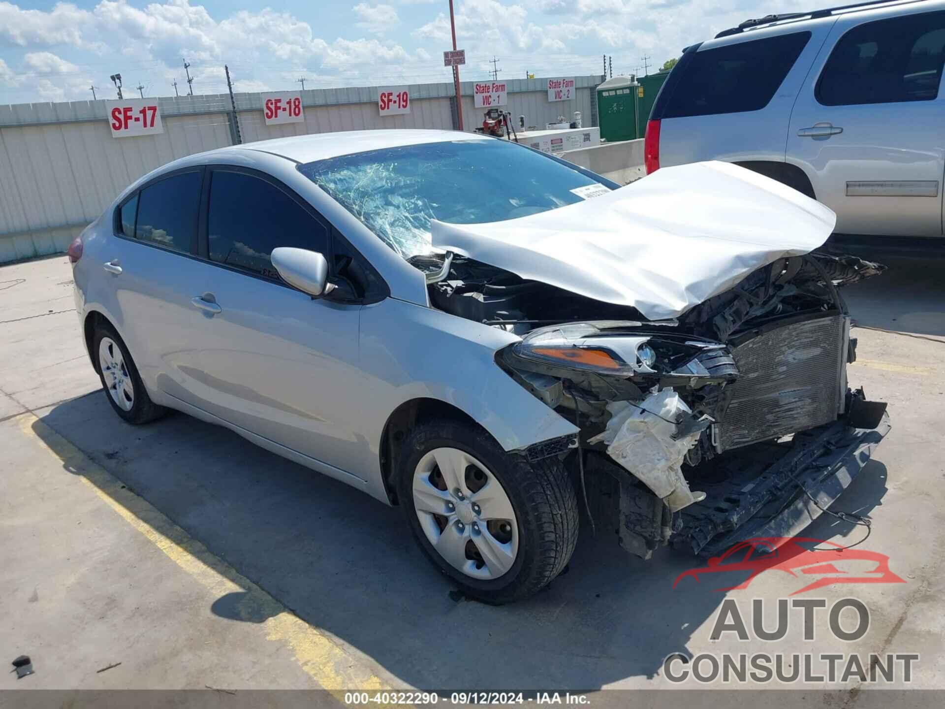 KIA FORTE 2017 - 3KPFK4A70HE042968