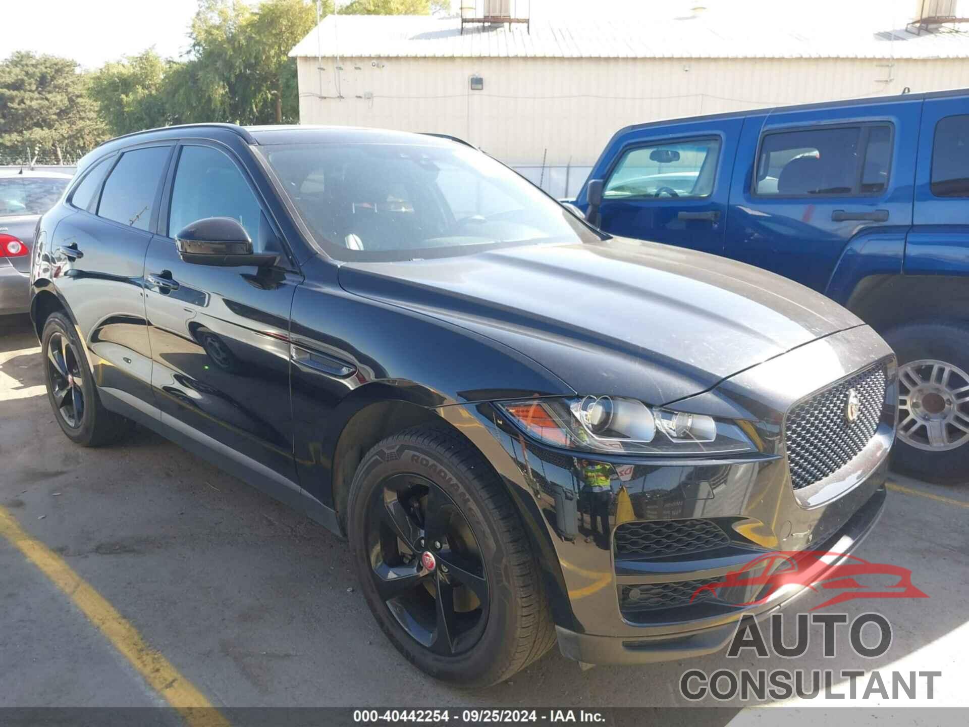 JAGUAR F-PACE 2018 - SADCJ2GX3JA285351