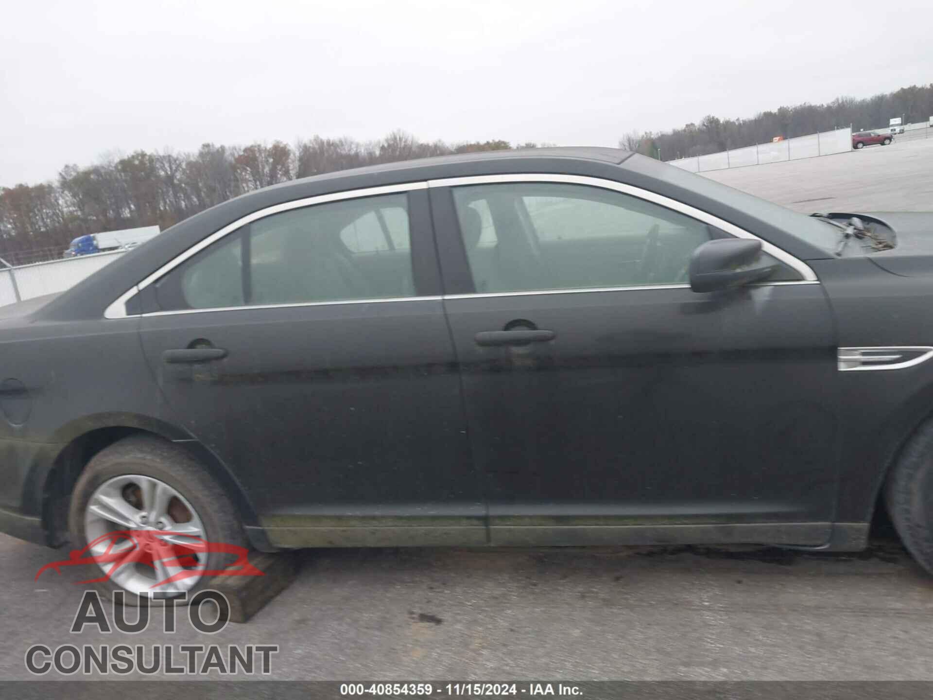 FORD TAURUS 2013 - 1FAHP2H80DG106116