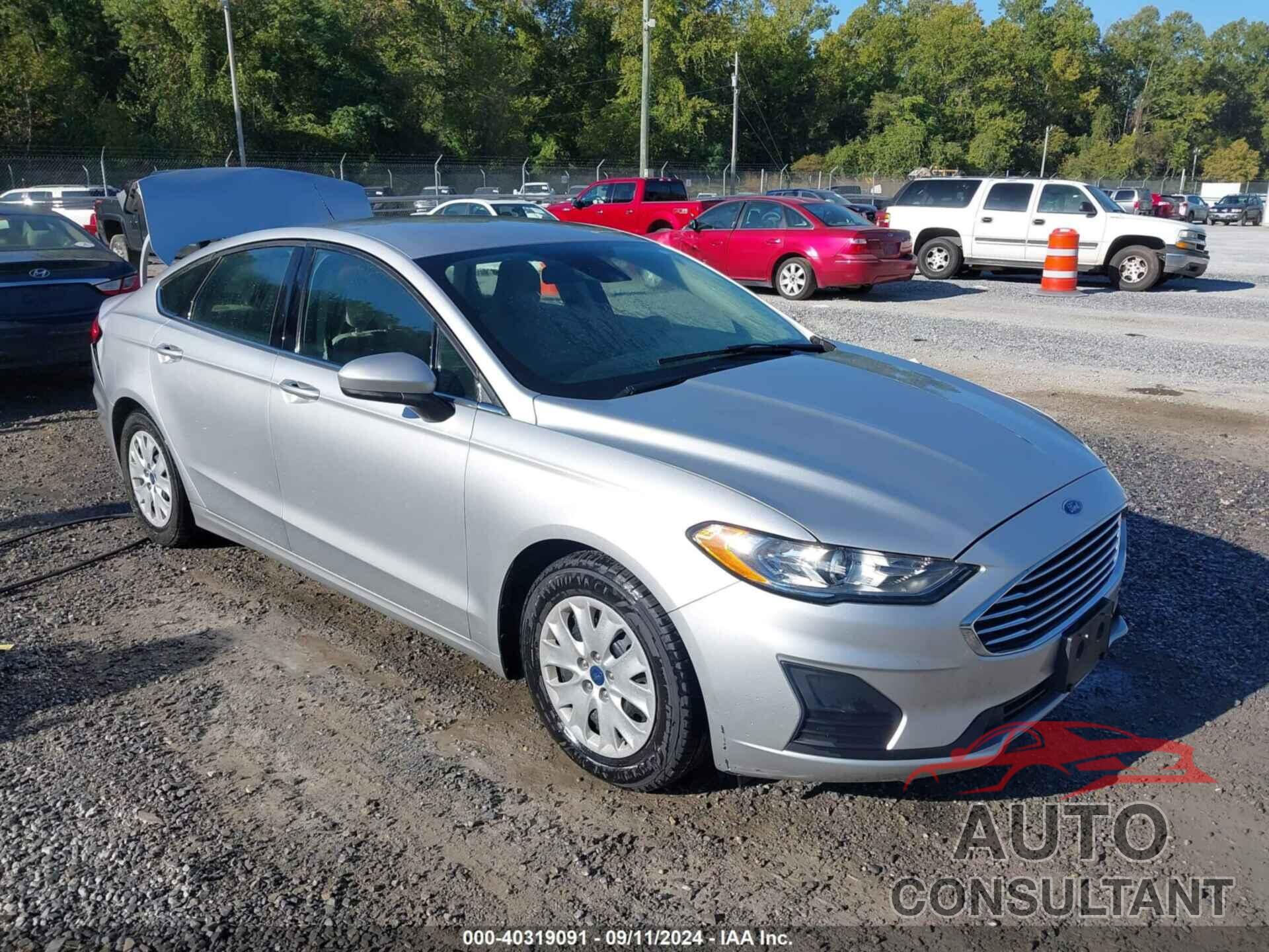 FORD FUSION 2019 - 3FA6P0G70KR209661