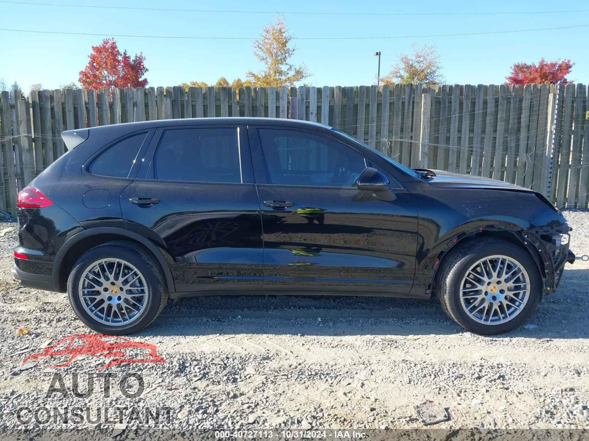 PORSCHE CAYENNE 2017 - WP1AB2A26HLA52560