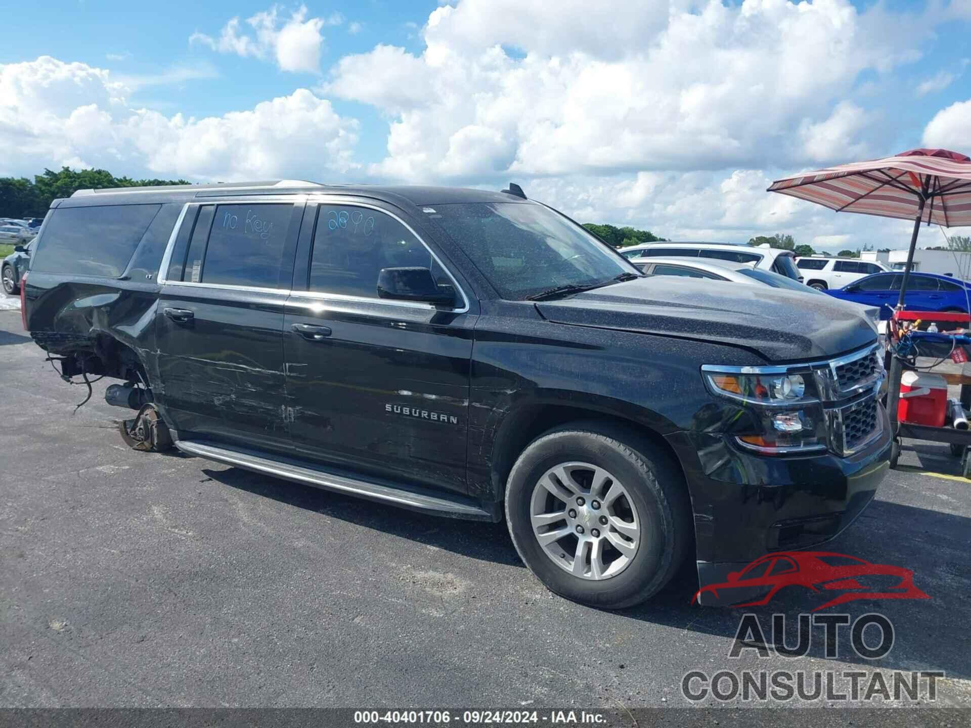 CHEVROLET SUBURBAN 2017 - 1GNSCHKC7HR183904