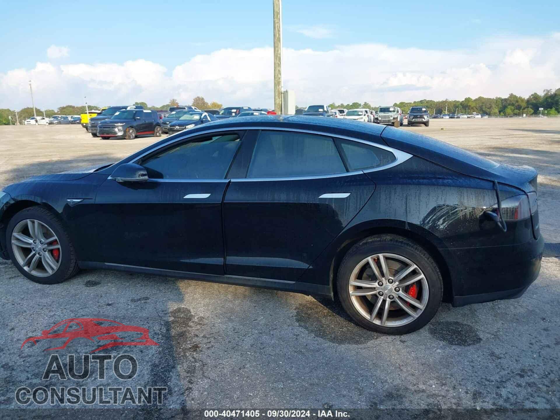 TESLA MODEL S 2015 - 5YJSA1E43FF112342