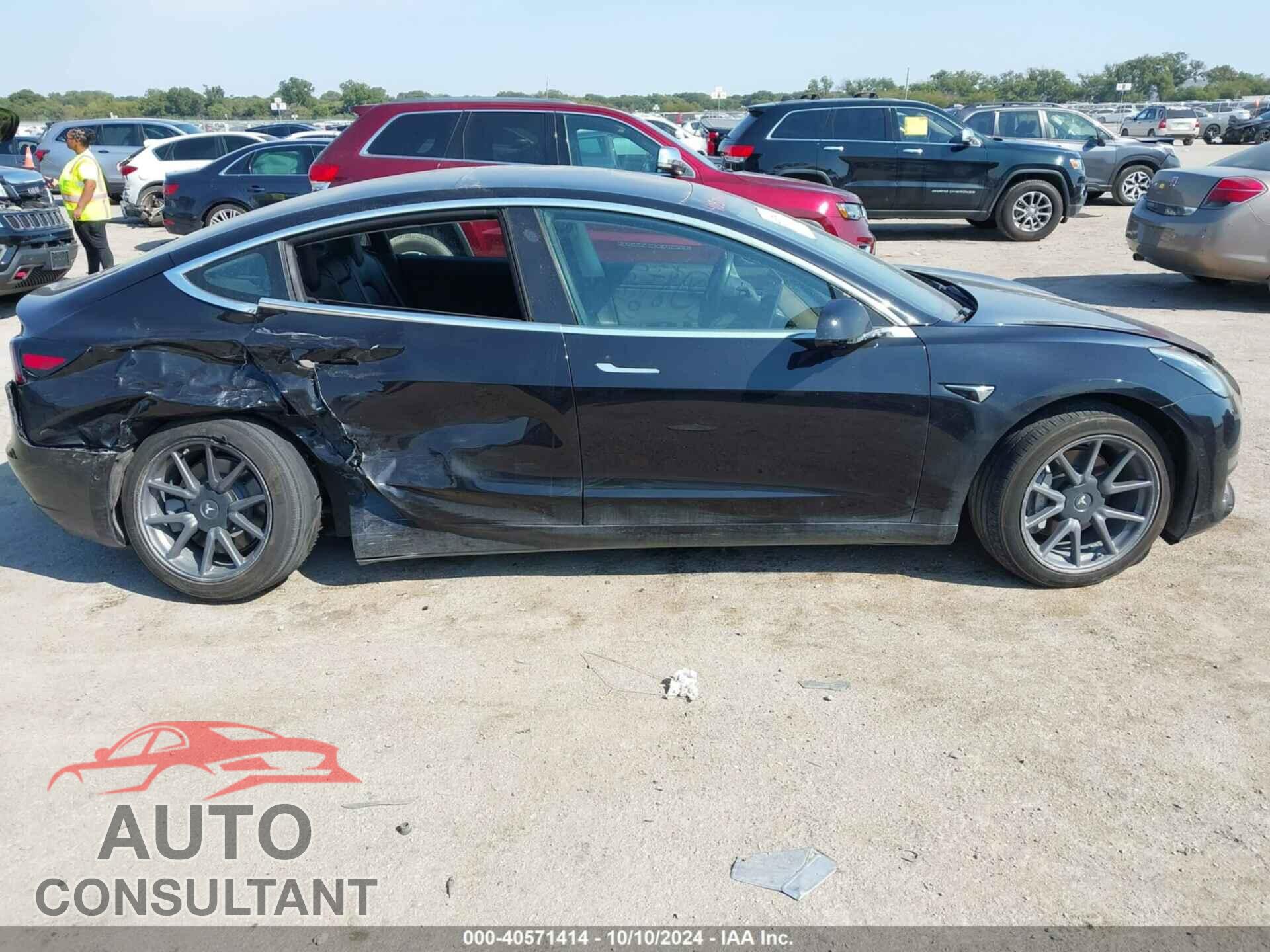 TESLA MODEL 3 2018 - 5YJ3E1EAXJF070355