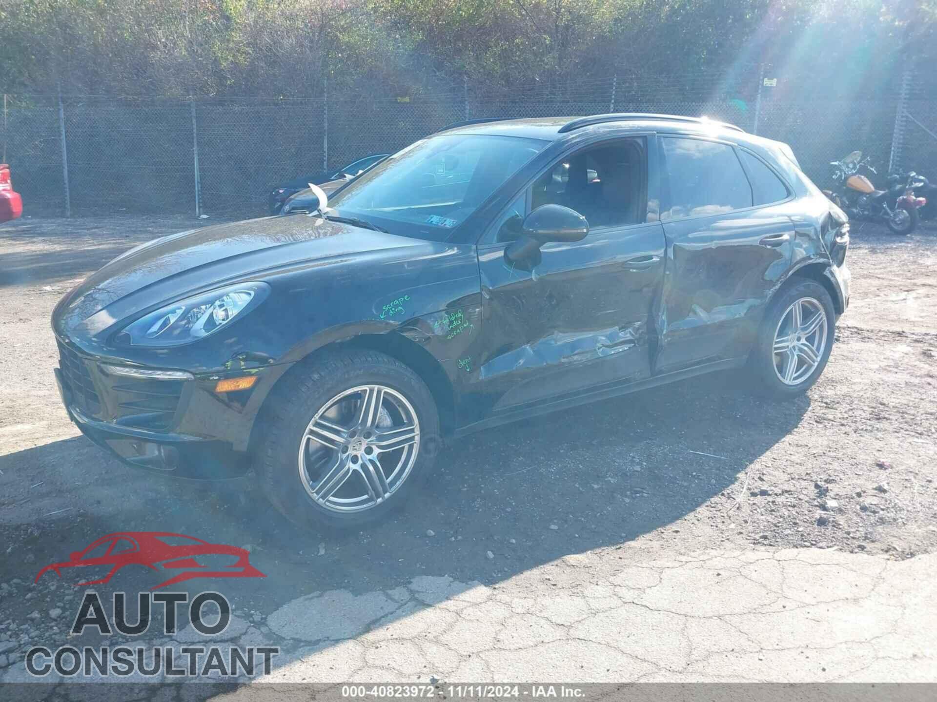 PORSCHE MACAN 2017 - WP1AA2A55HLB01566