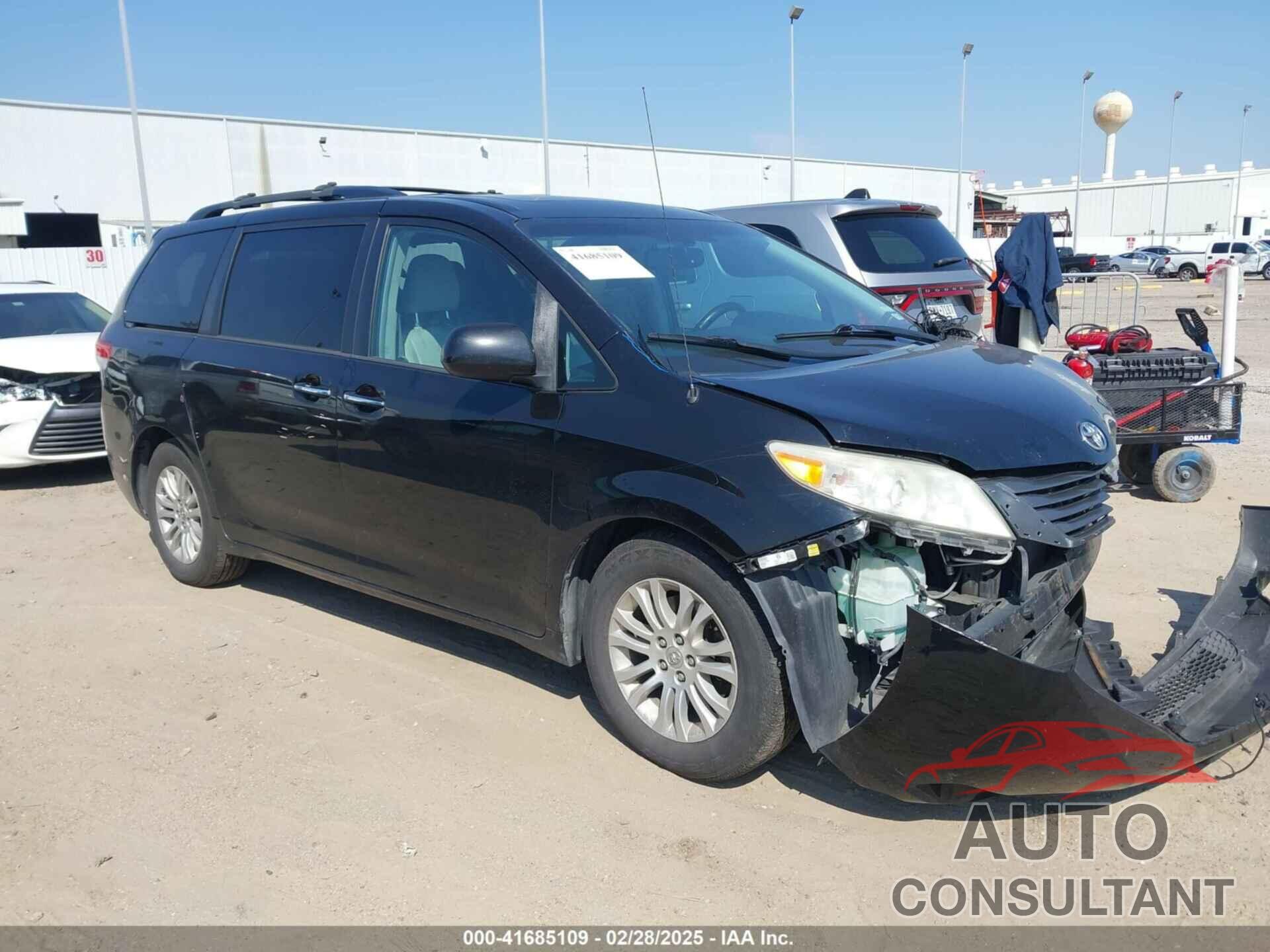 TOYOTA SIENNA 2014 - 5TDYK3DC2ES492554