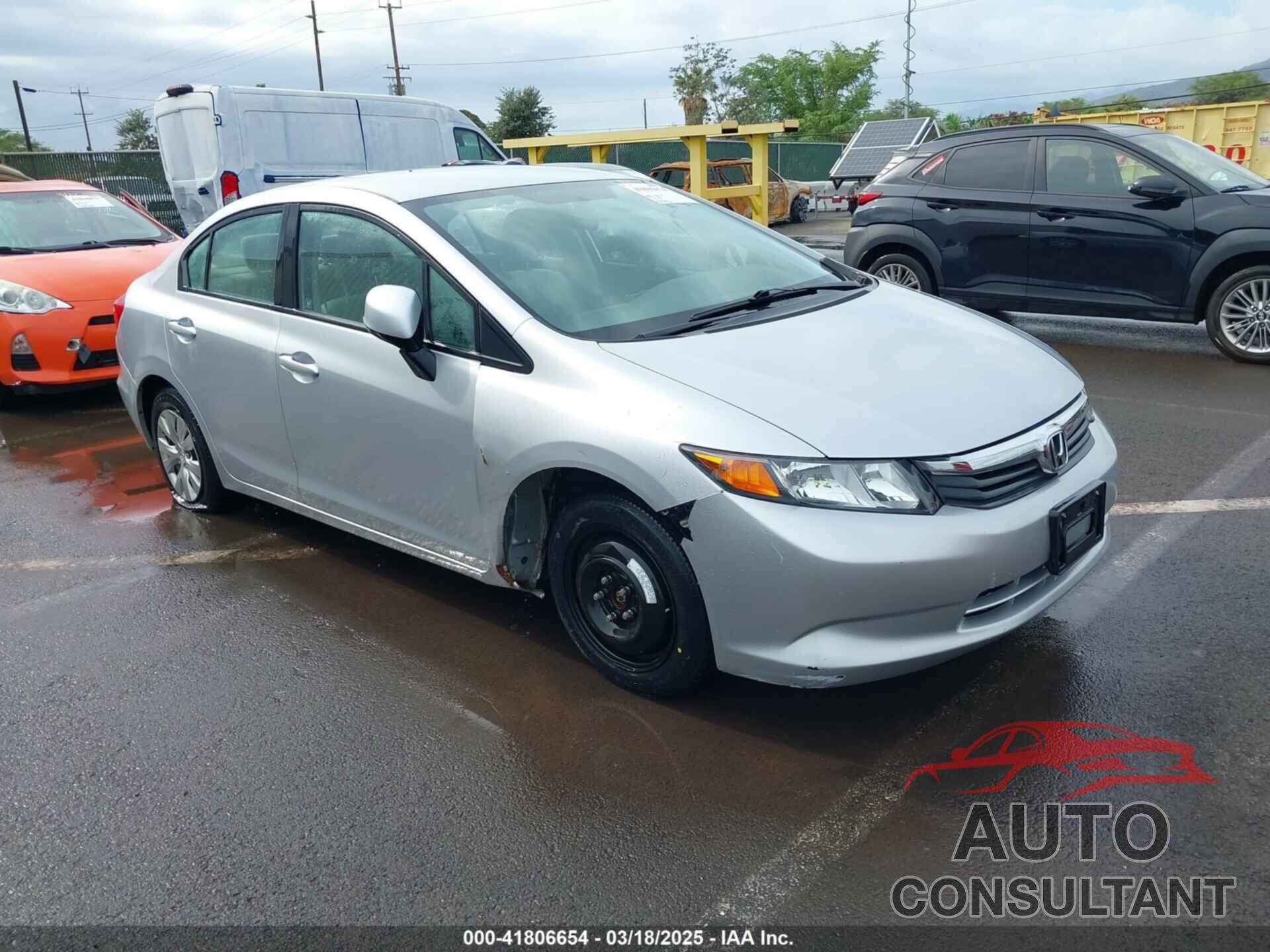 HONDA CIVIC 2012 - 2HGFB2F58CH611463